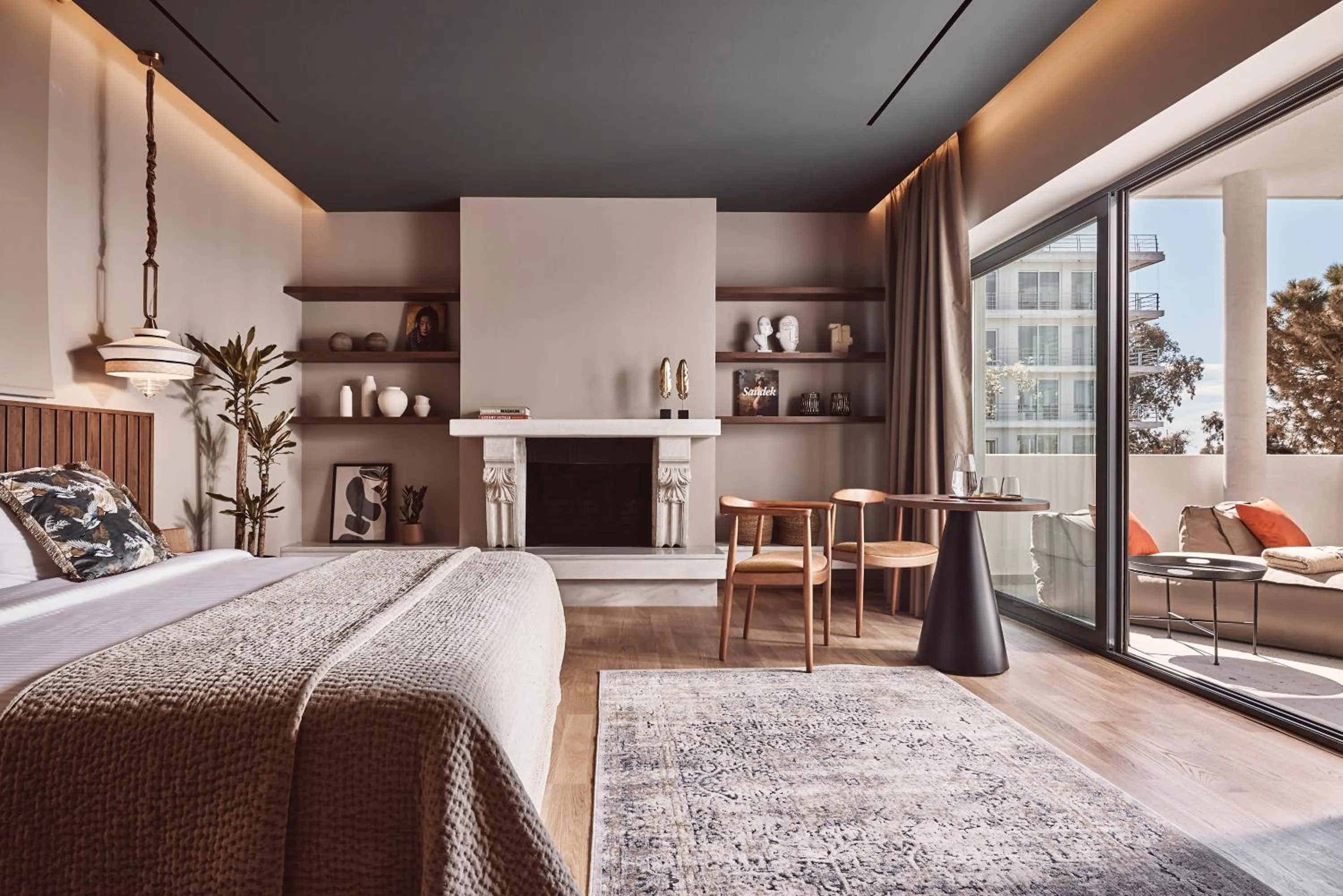 Photo of the whole room in Cama Luxury Suites Glyfada