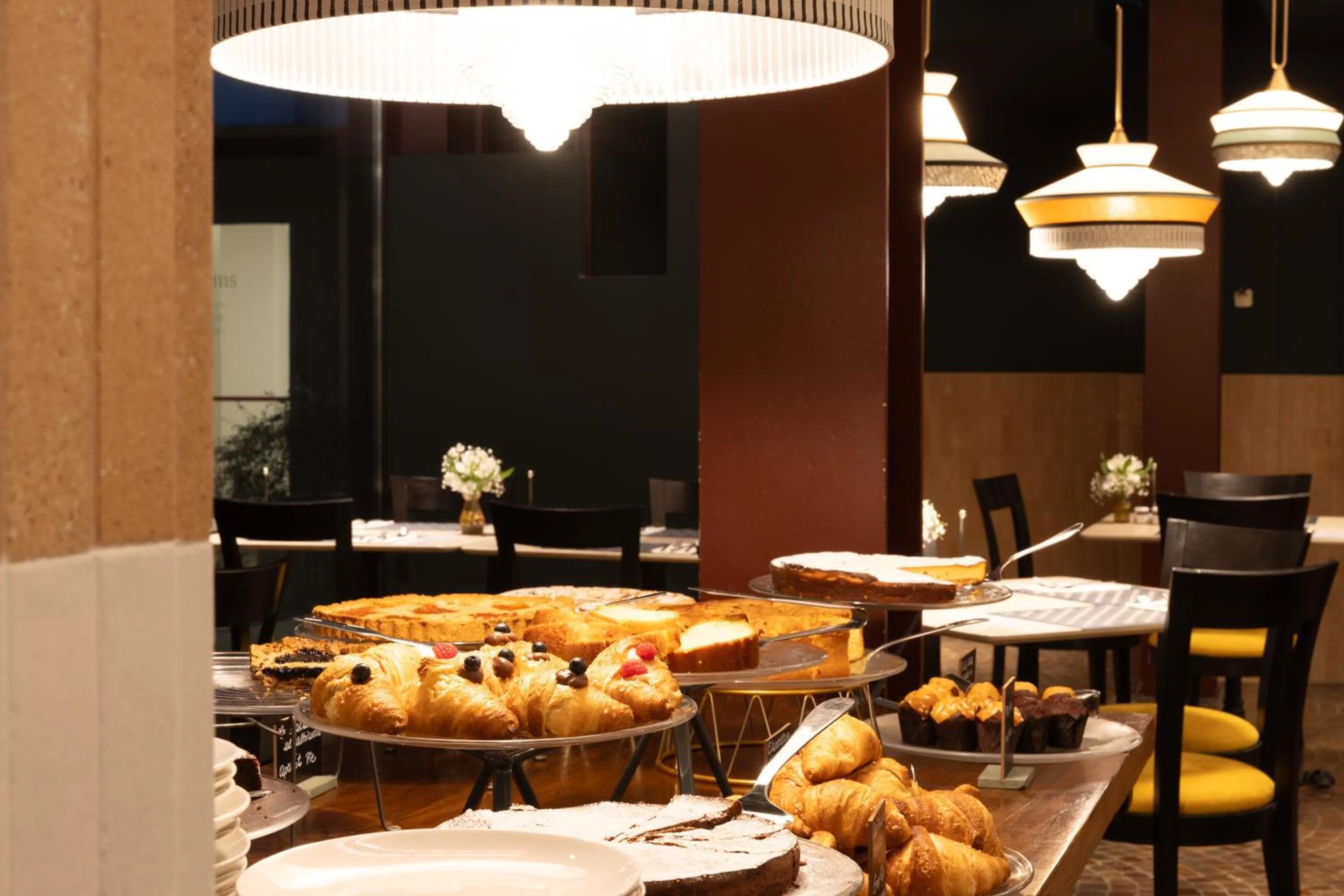 Food and drinks in Casa D'Este - Hotel Ferrara