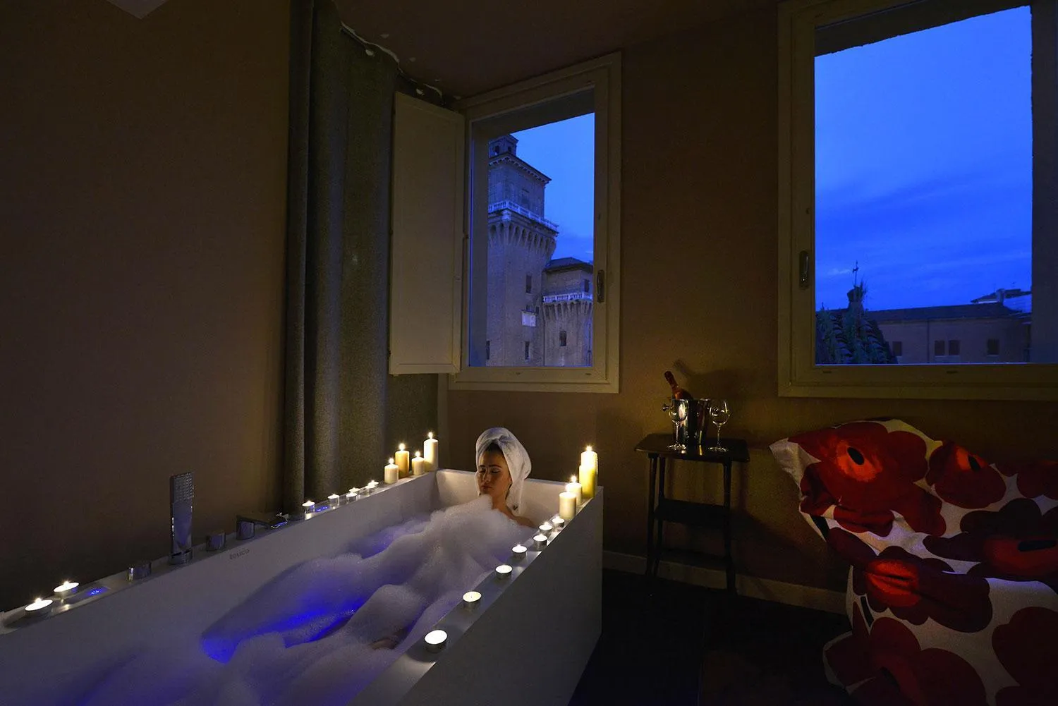 Hot Tub in Casa D'Este - Hotel Ferrara