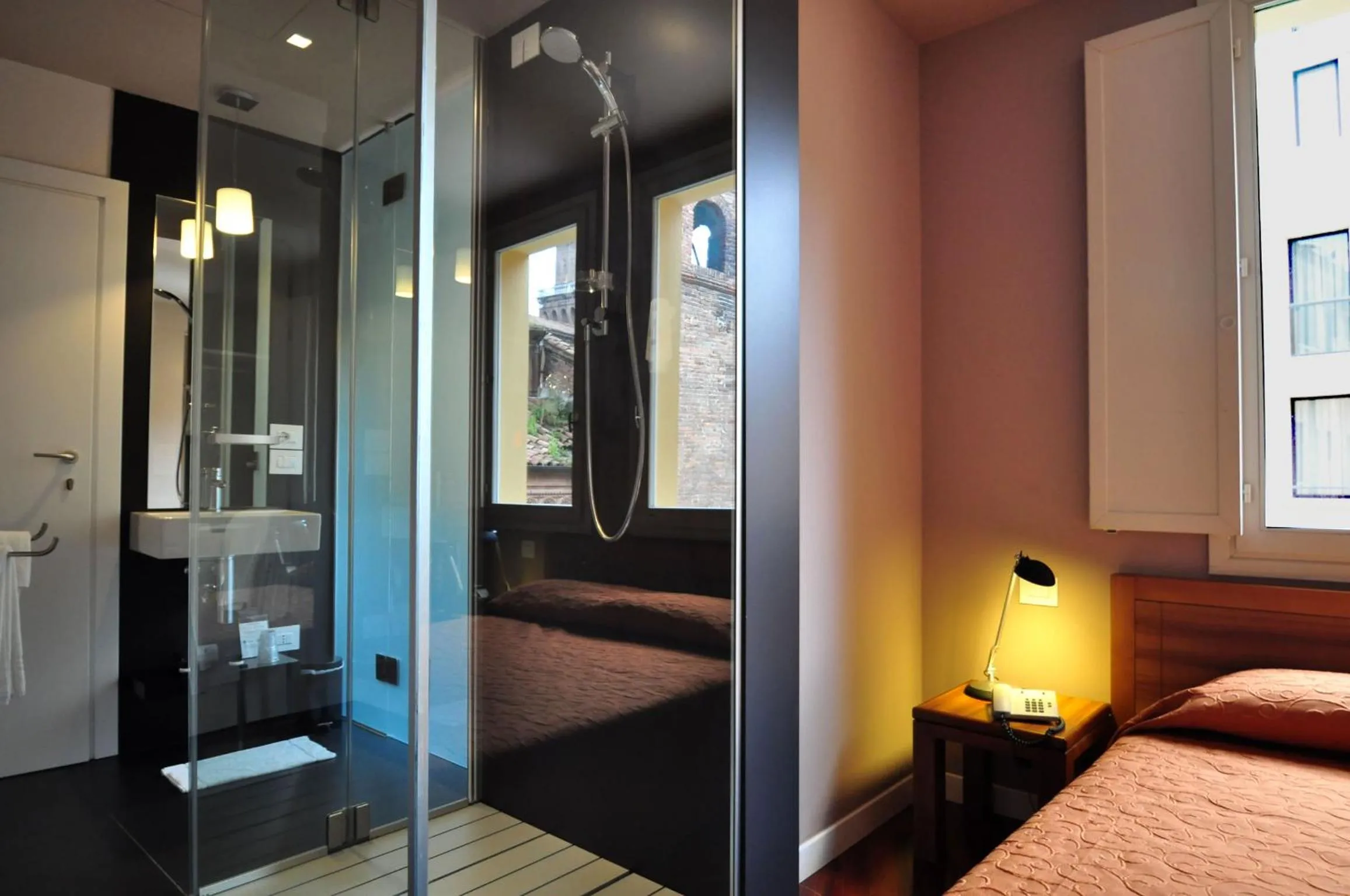 Classic Double Room in Hotel Ferrara