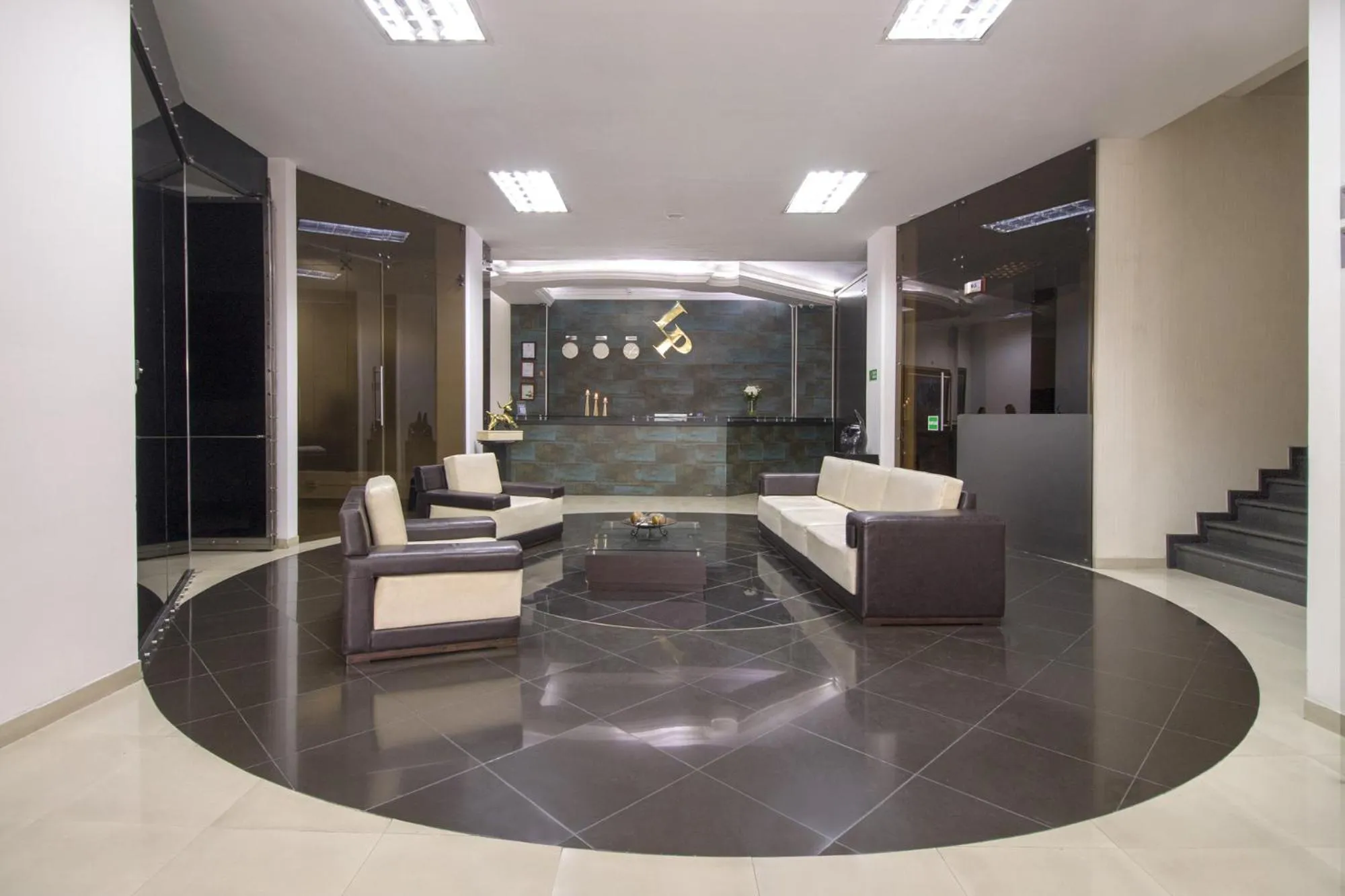 Lobby or reception in Hotel Luxor Pereira