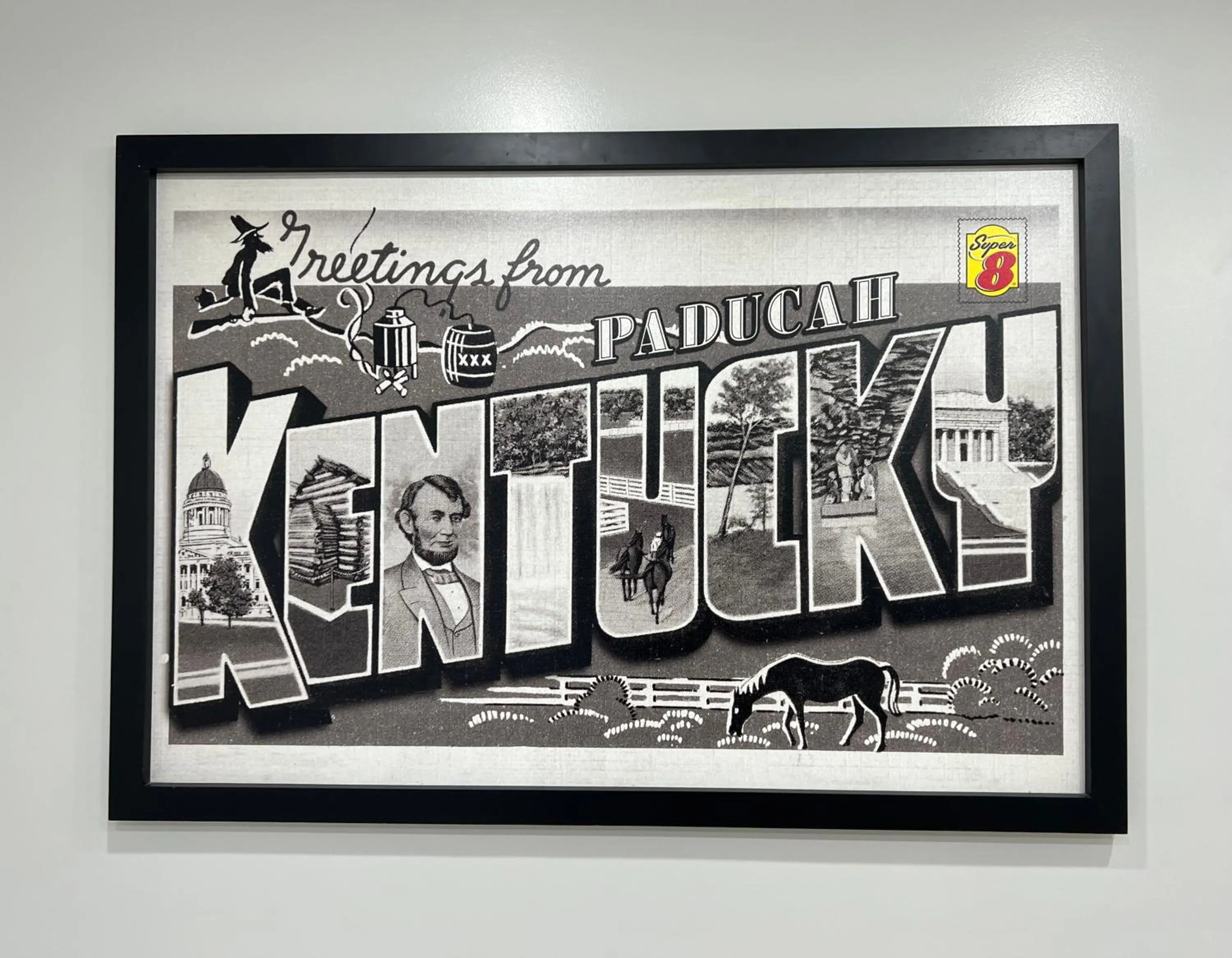 Decorative detail in Super 8 by Wyndham Paducah I-24 Exit 4