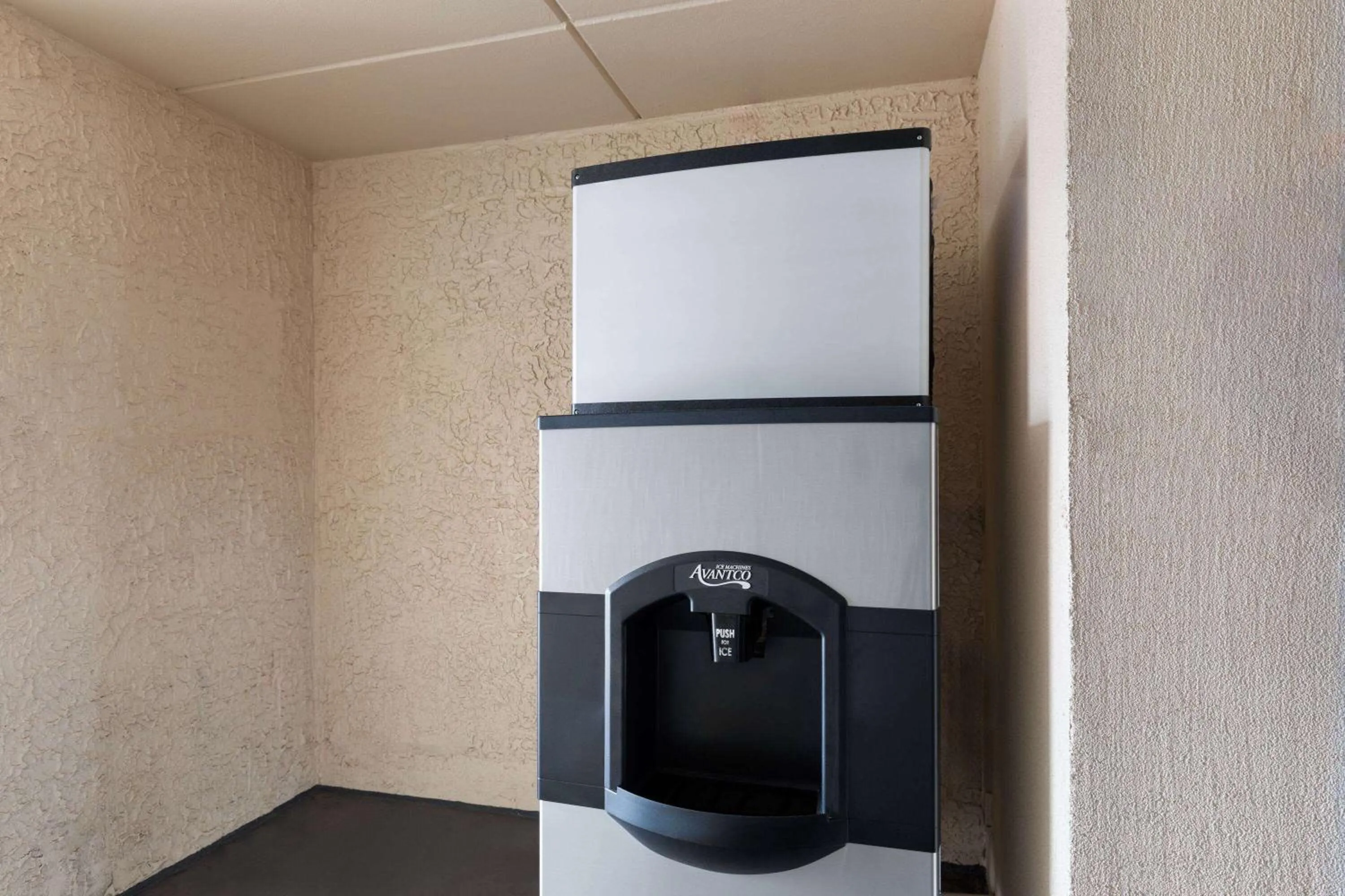 Other in Super 8 by Wyndham Paducah I-24 Exit 4