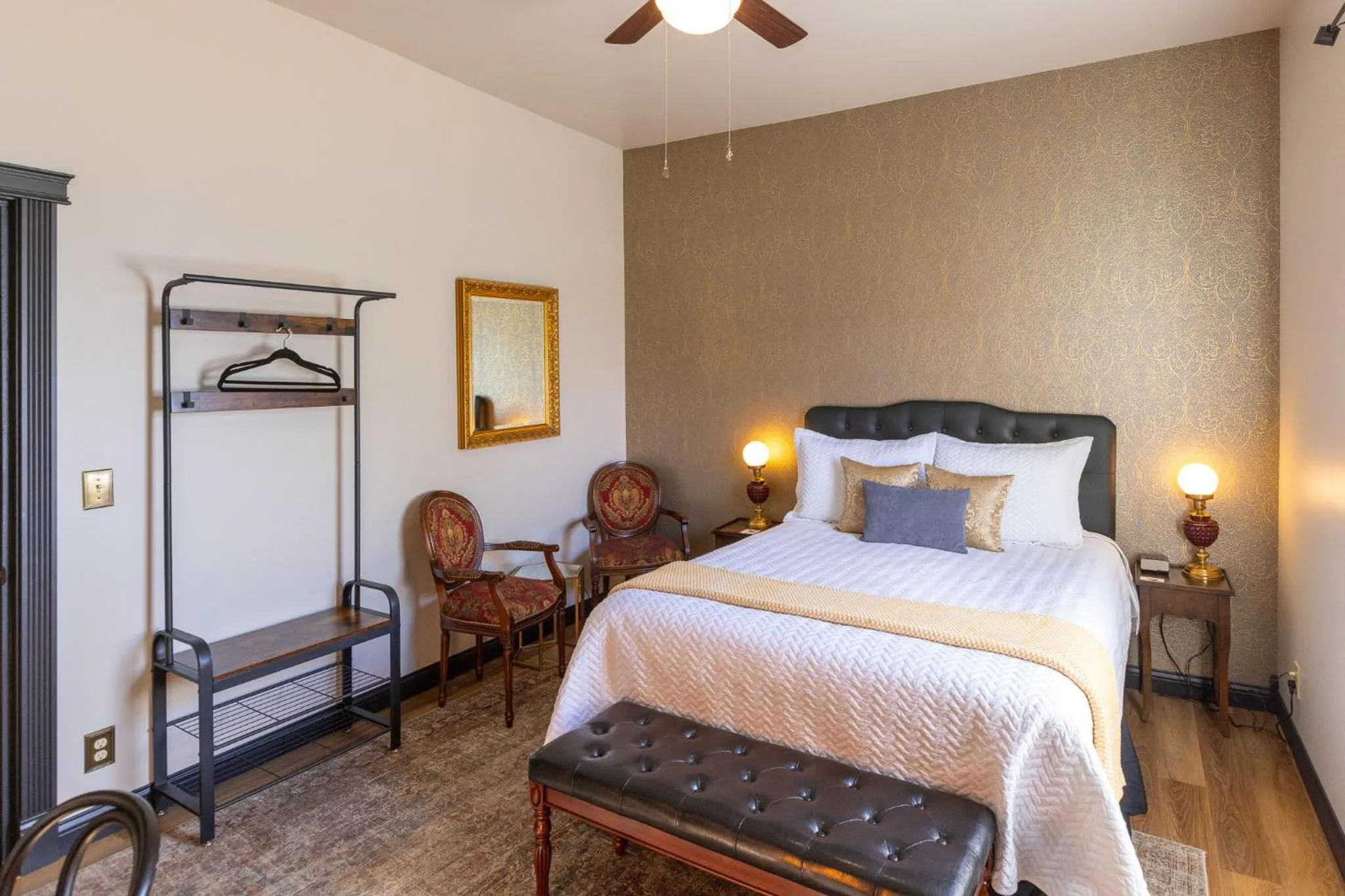 Bedroom, Bed in Hotel Stevenson