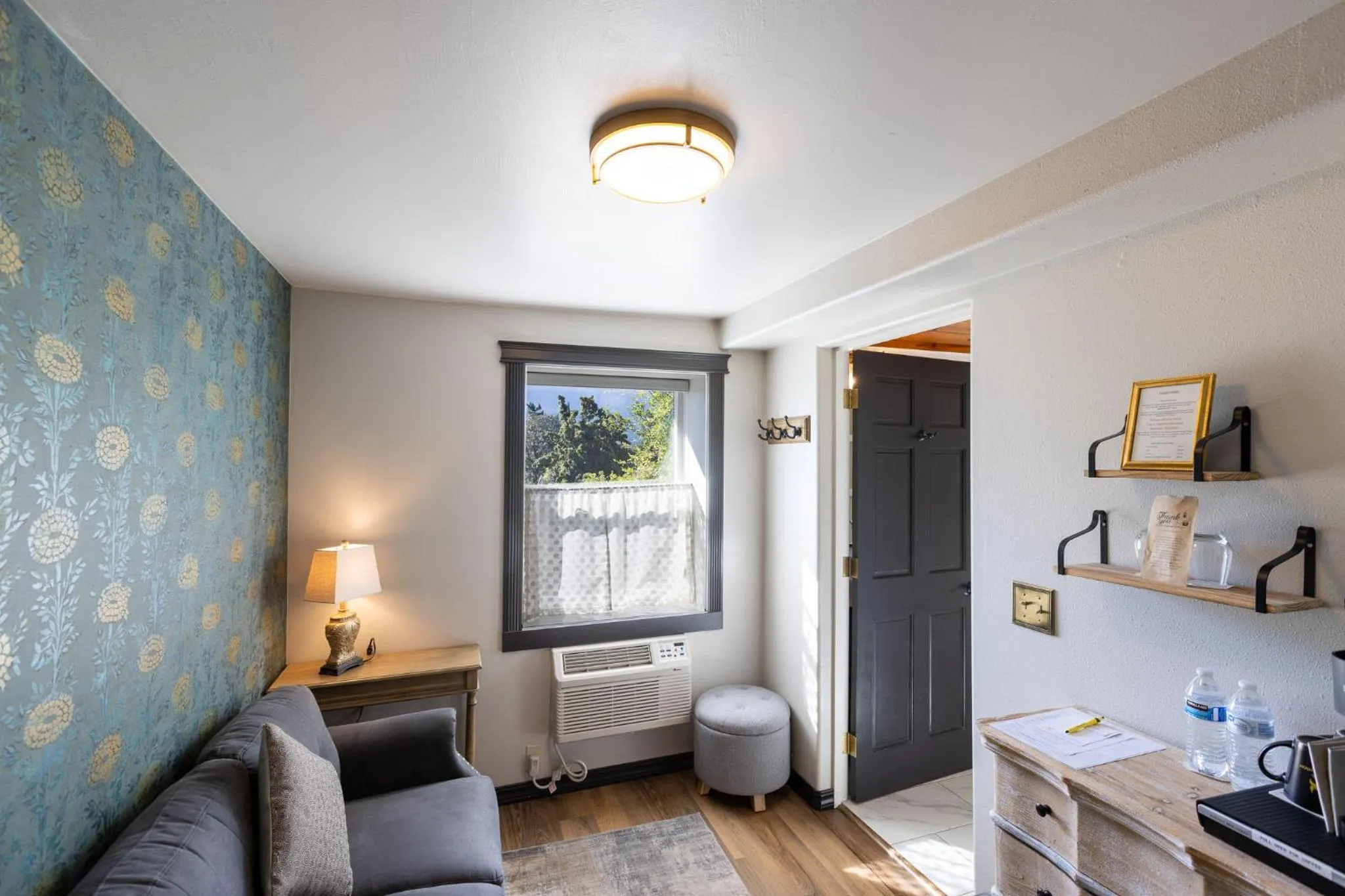 Seating area in Hotel Stevenson