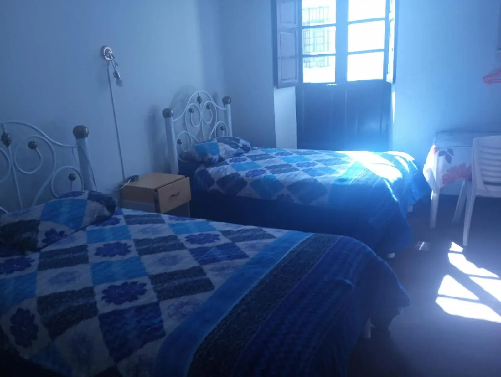 Double Room with Shared Bathroom - single occupancy in Hostal La Realeza Double Room with Shared Bathroom - single occupancy in Hostal La Realeza