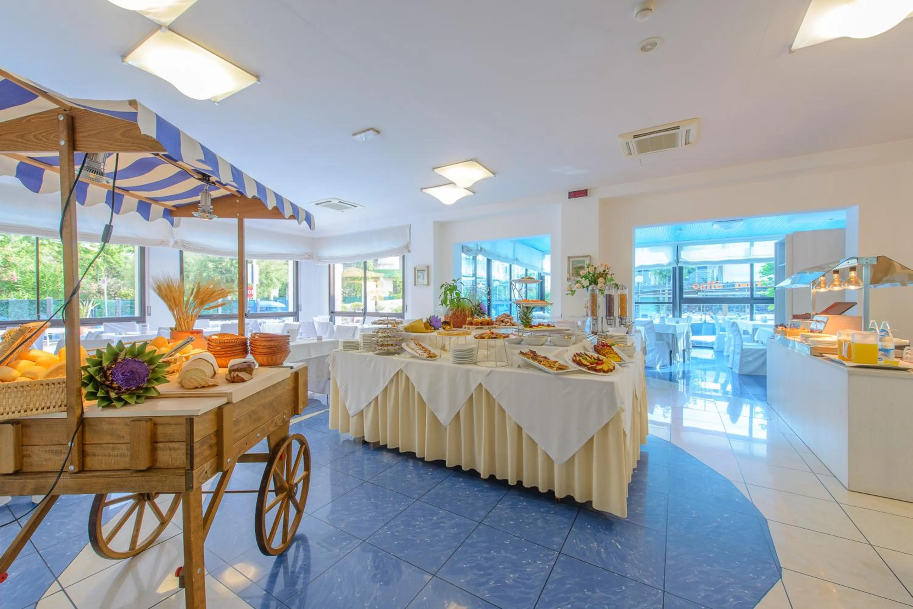 Continental breakfast in Hotel Giulietta