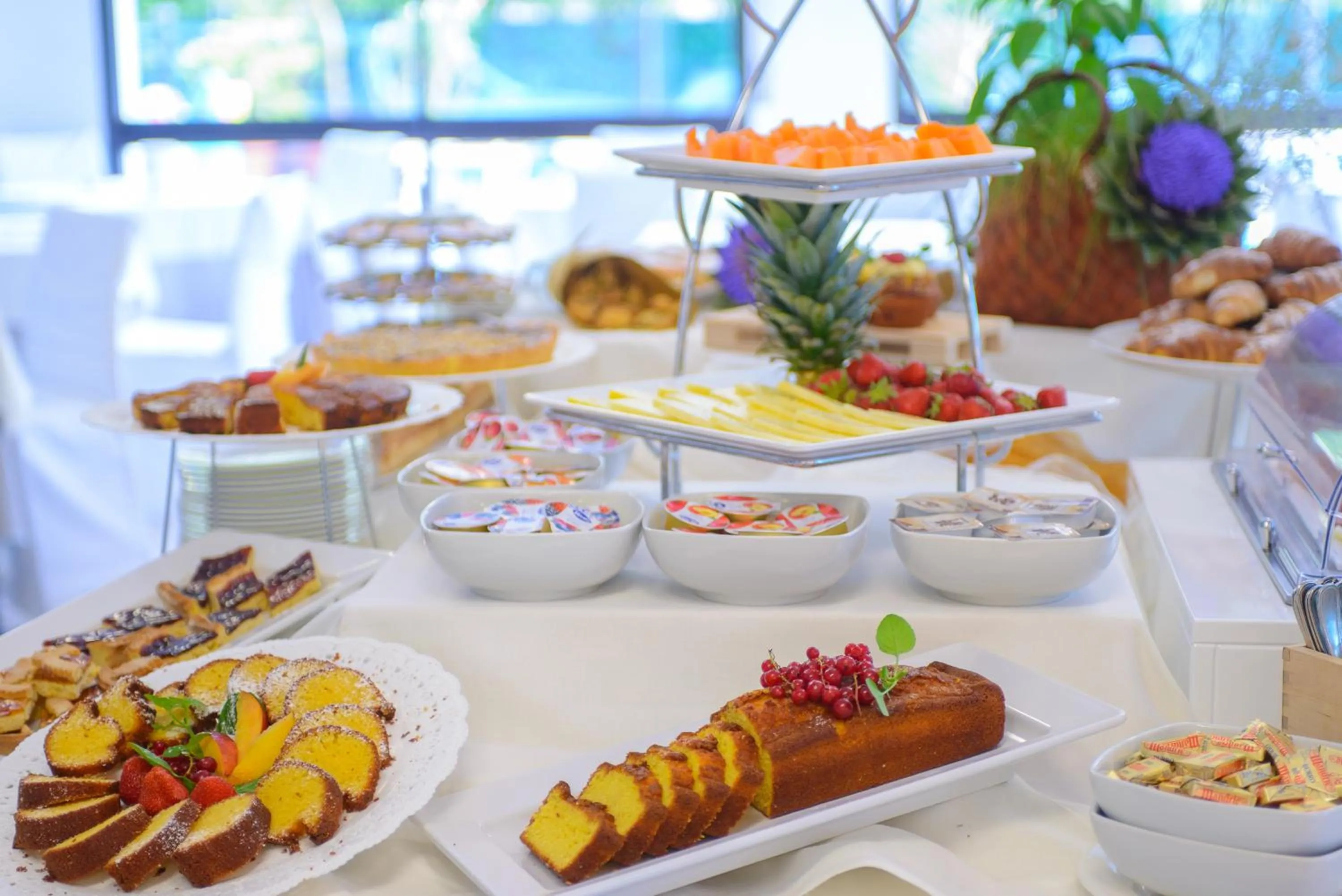 Continental breakfast in Hotel Giulietta