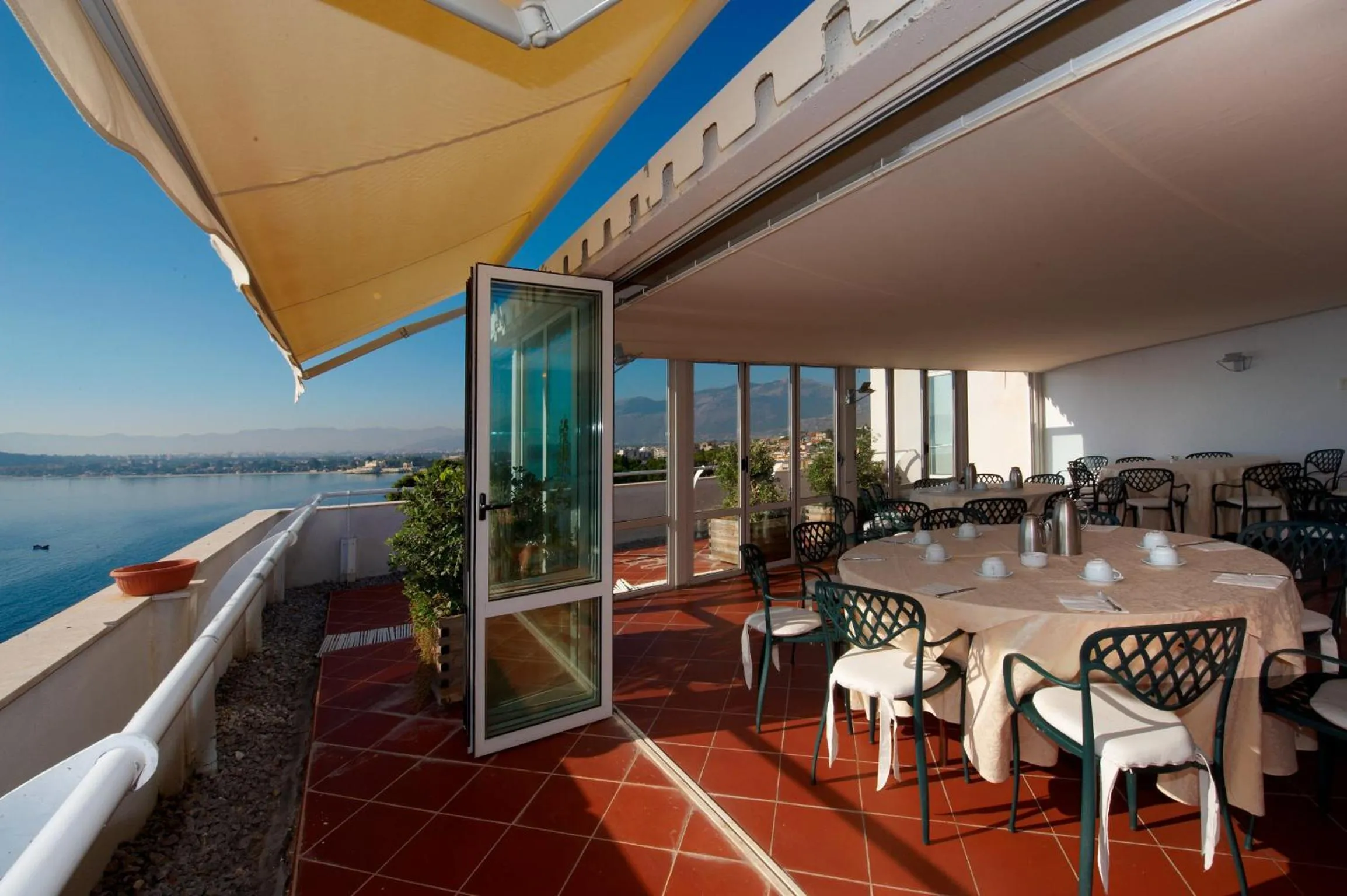 Day in Splendid Hotel La Torre