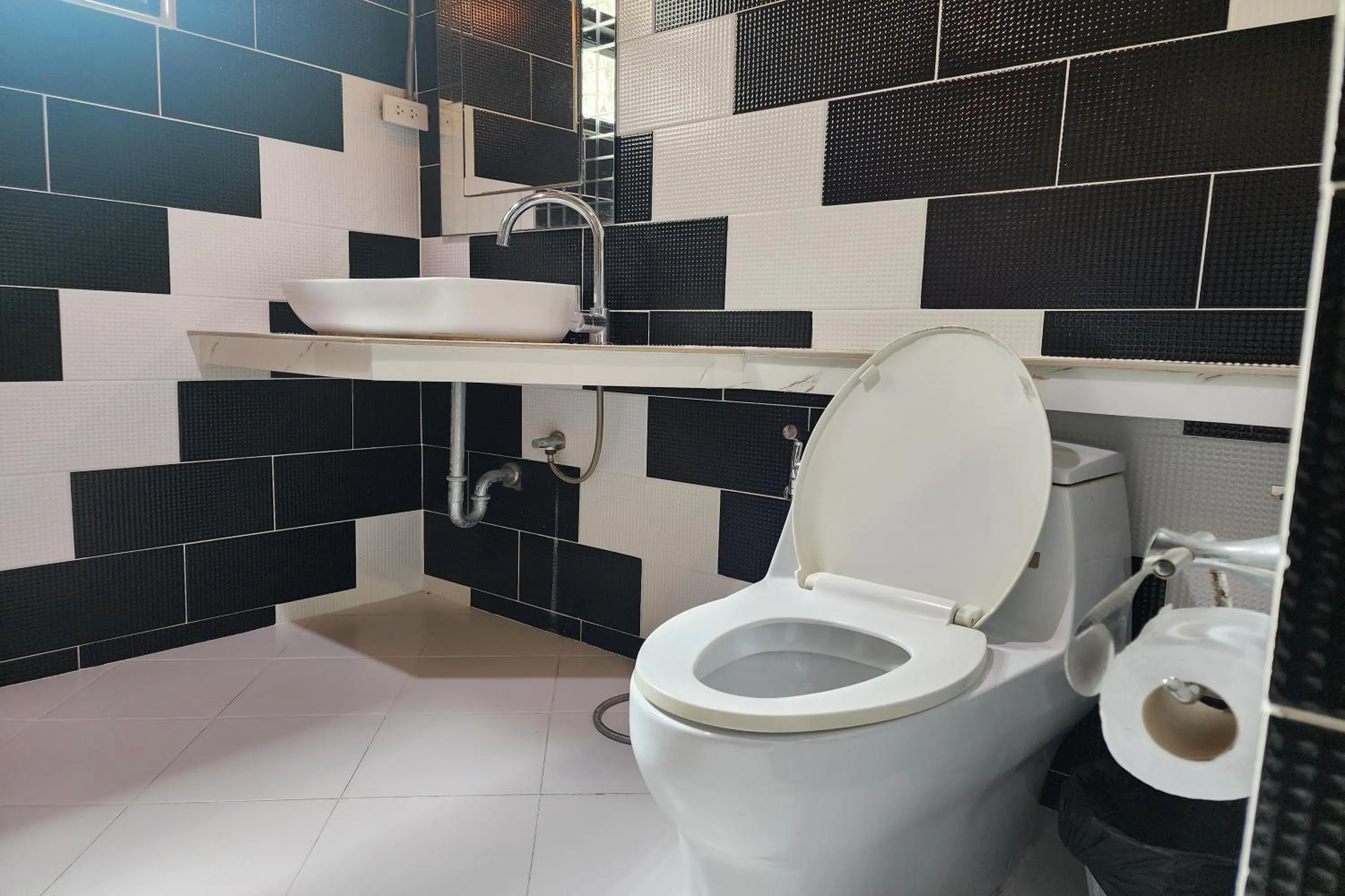 Shower in Karaboon Wellness