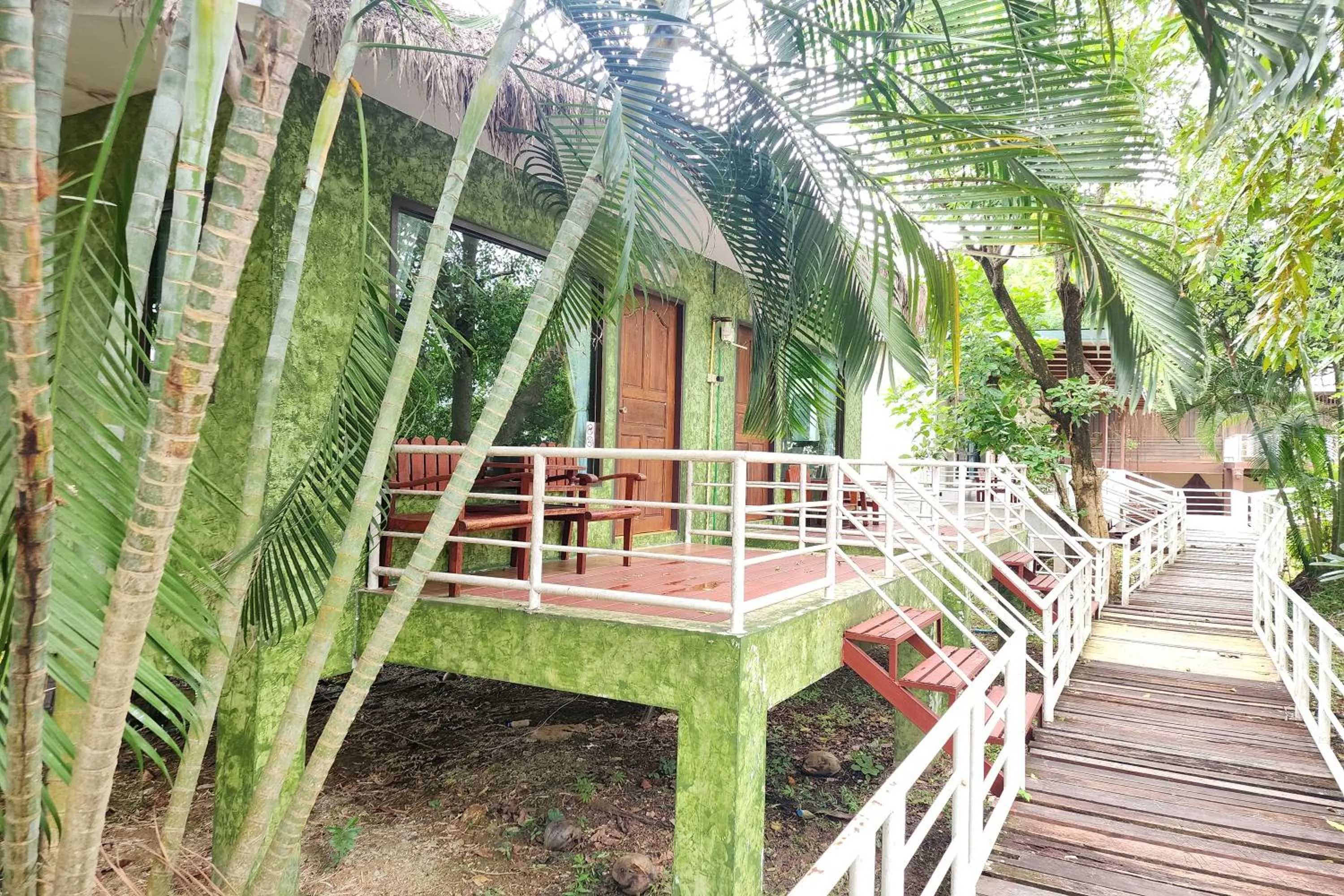 Garden view in Karaboon Wellness