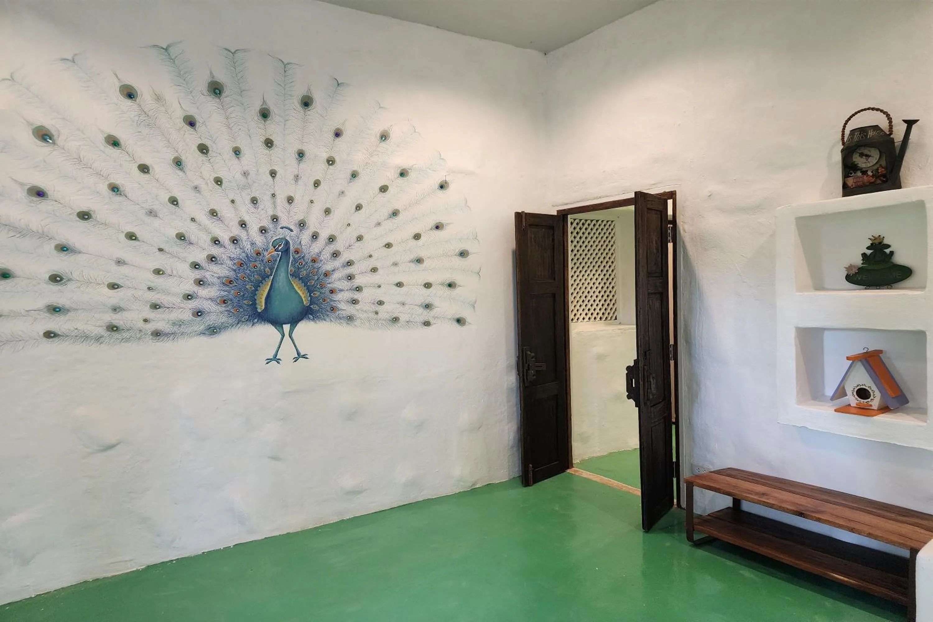 Decorative detail in Karaboon Wellness