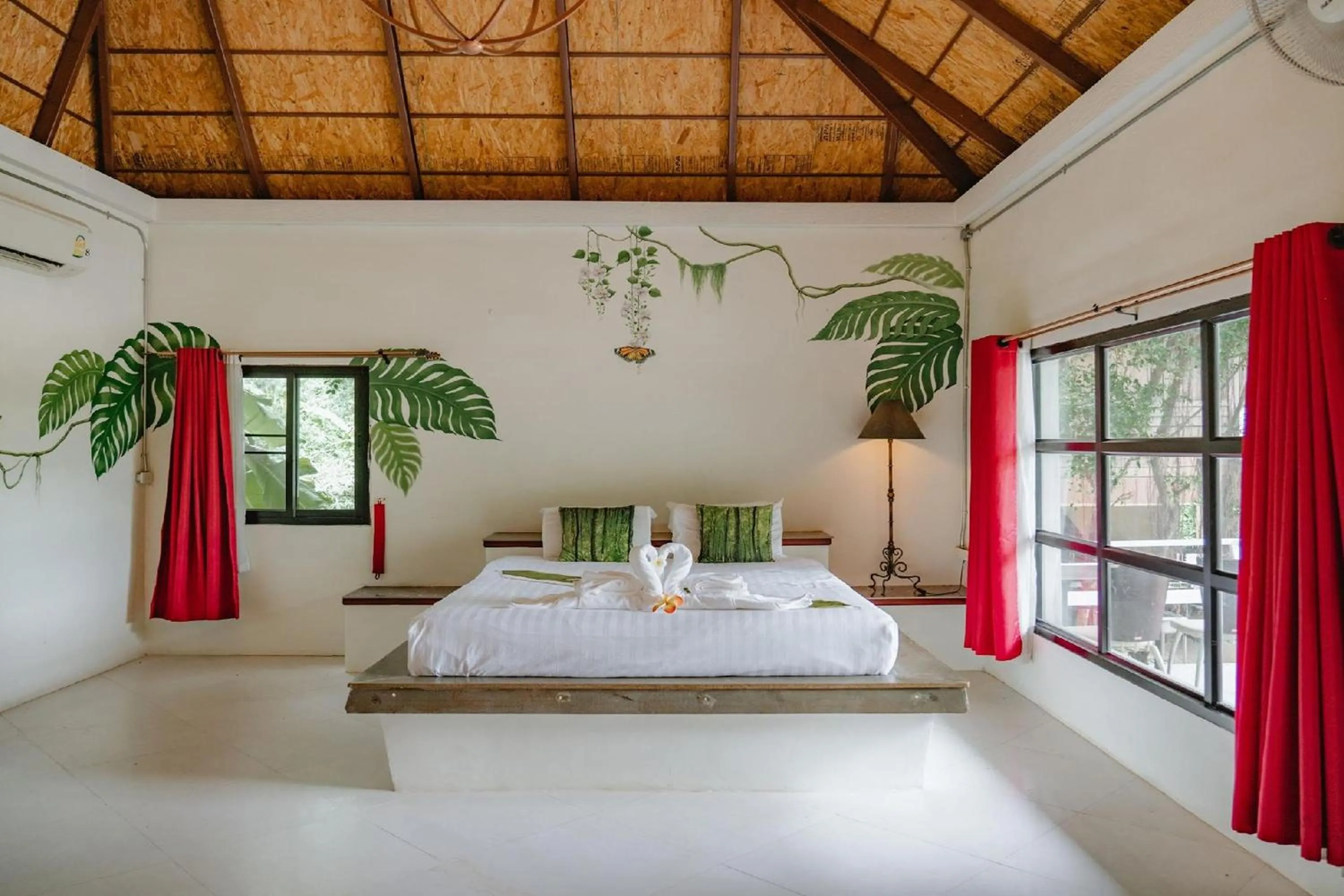 Bed in Karaboon Wellness