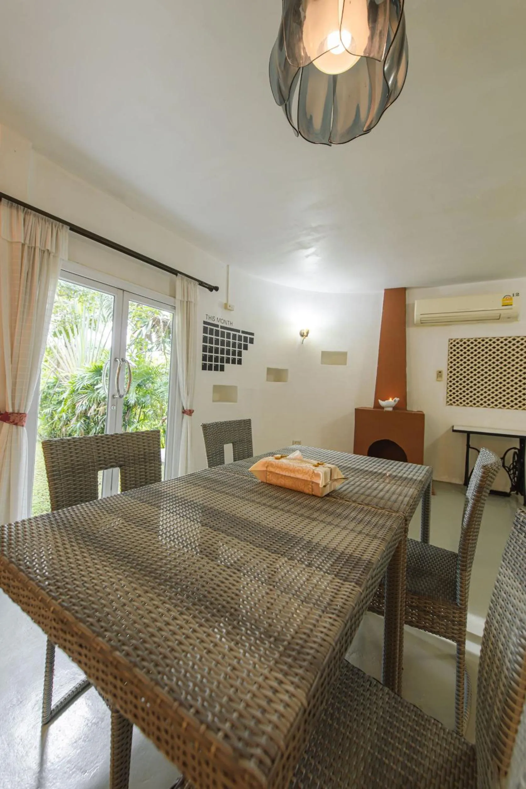 Dining area in Karaboon Wellness