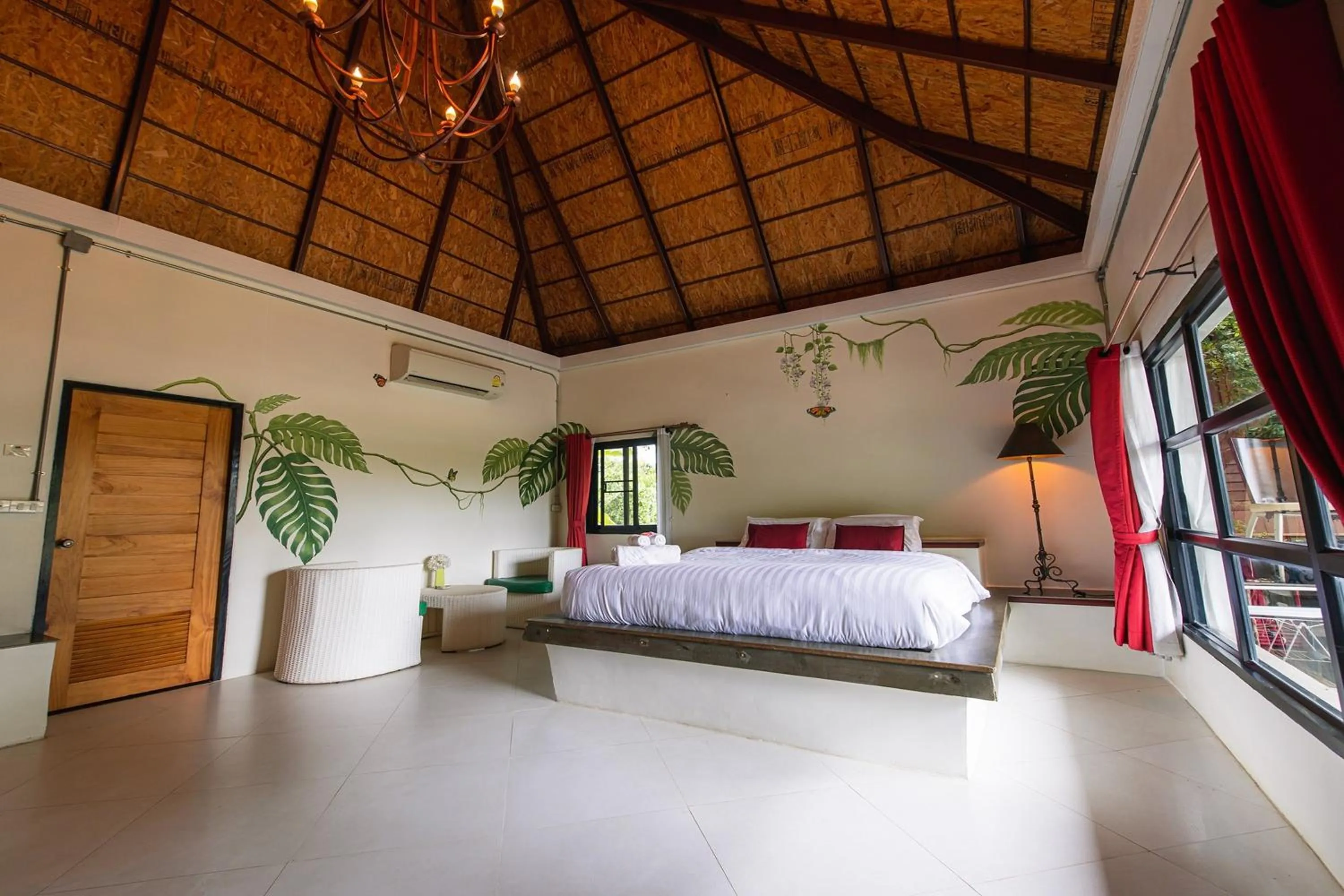 Bed in Karaboon Wellness