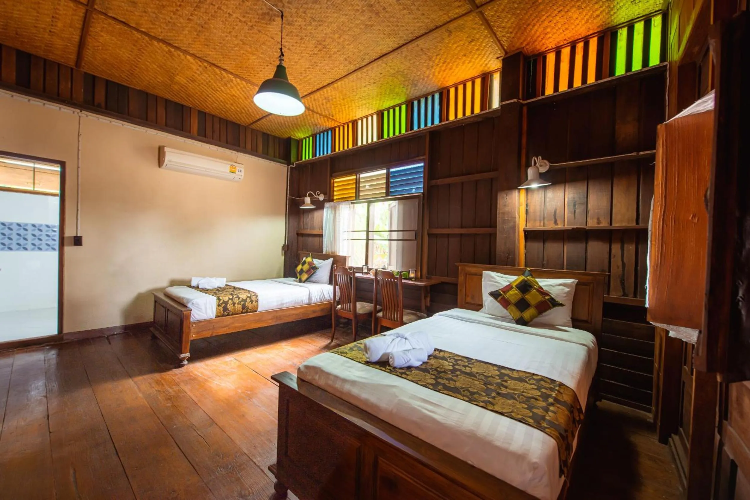 Bedroom, Bed in Karaboon Wellness