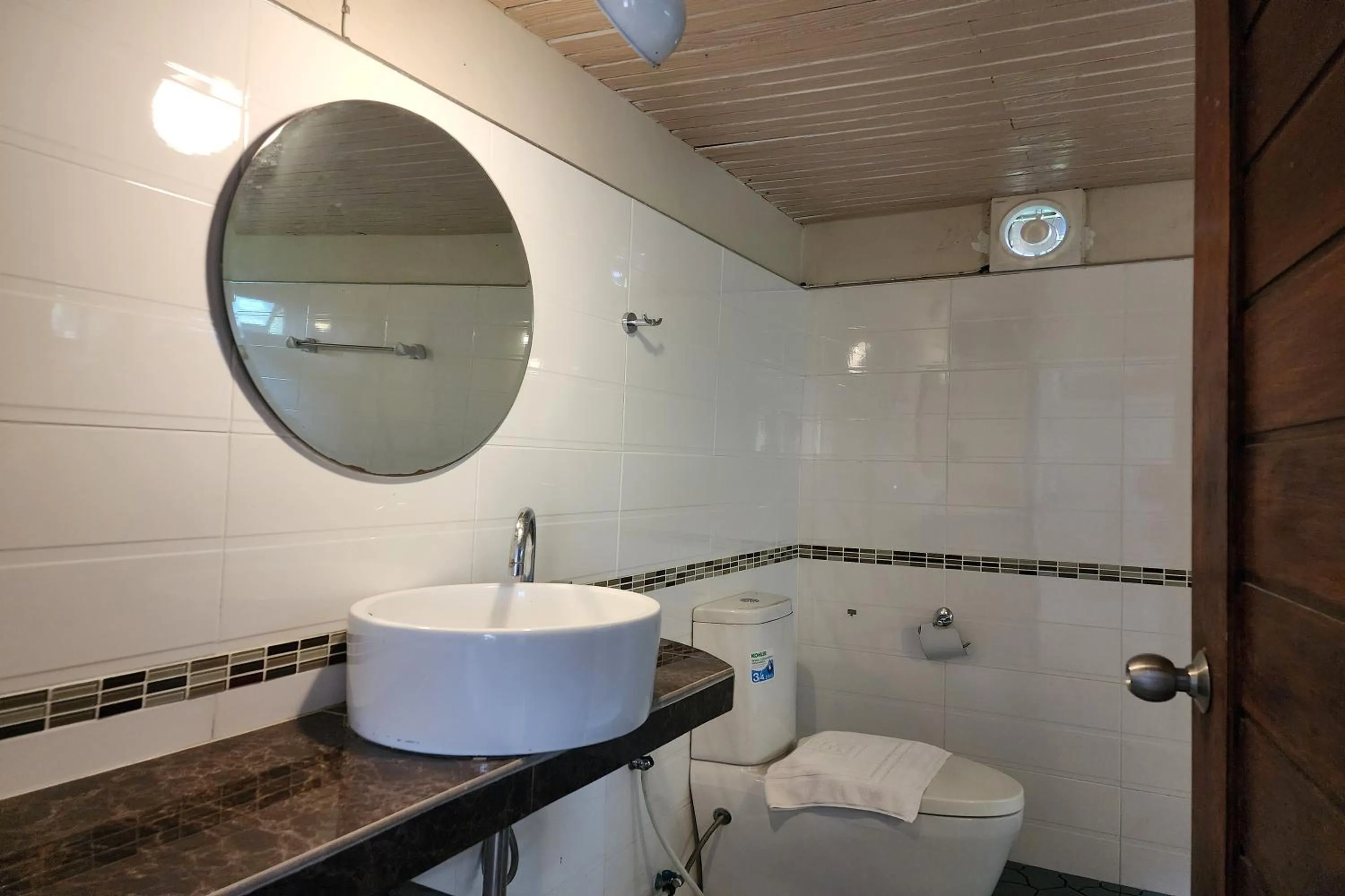 Shower in Karaboon Wellness