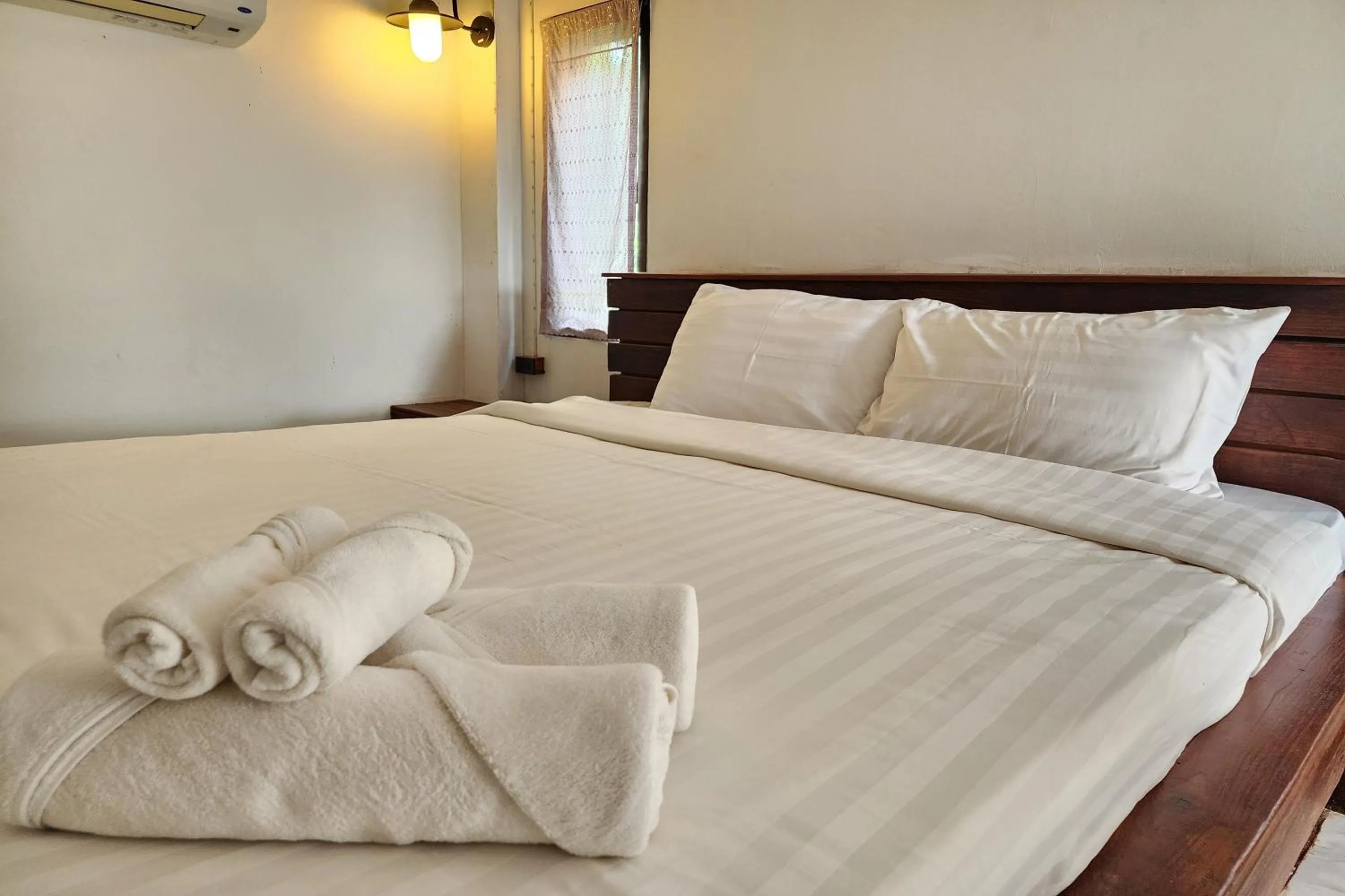 Bed in Karaboon Wellness