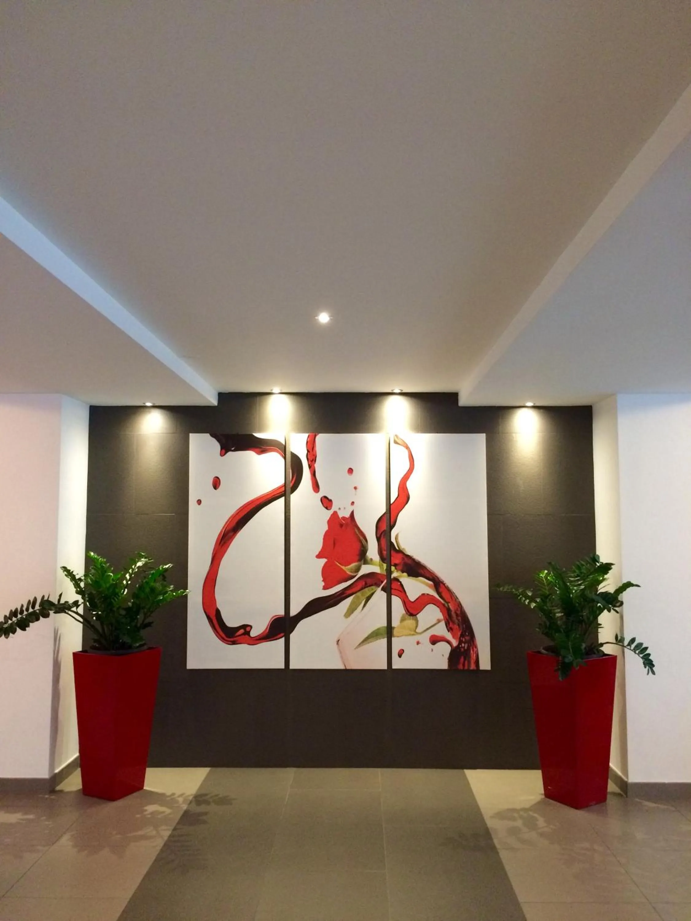 Decorative detail in Toscana Ambassador