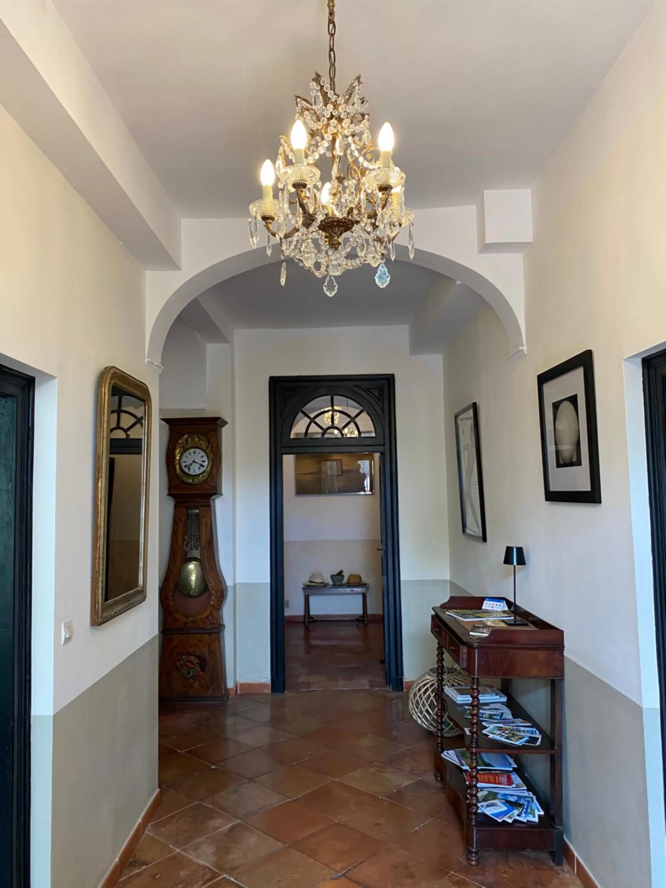 Facade/entrance in Le Relais d'Affiac