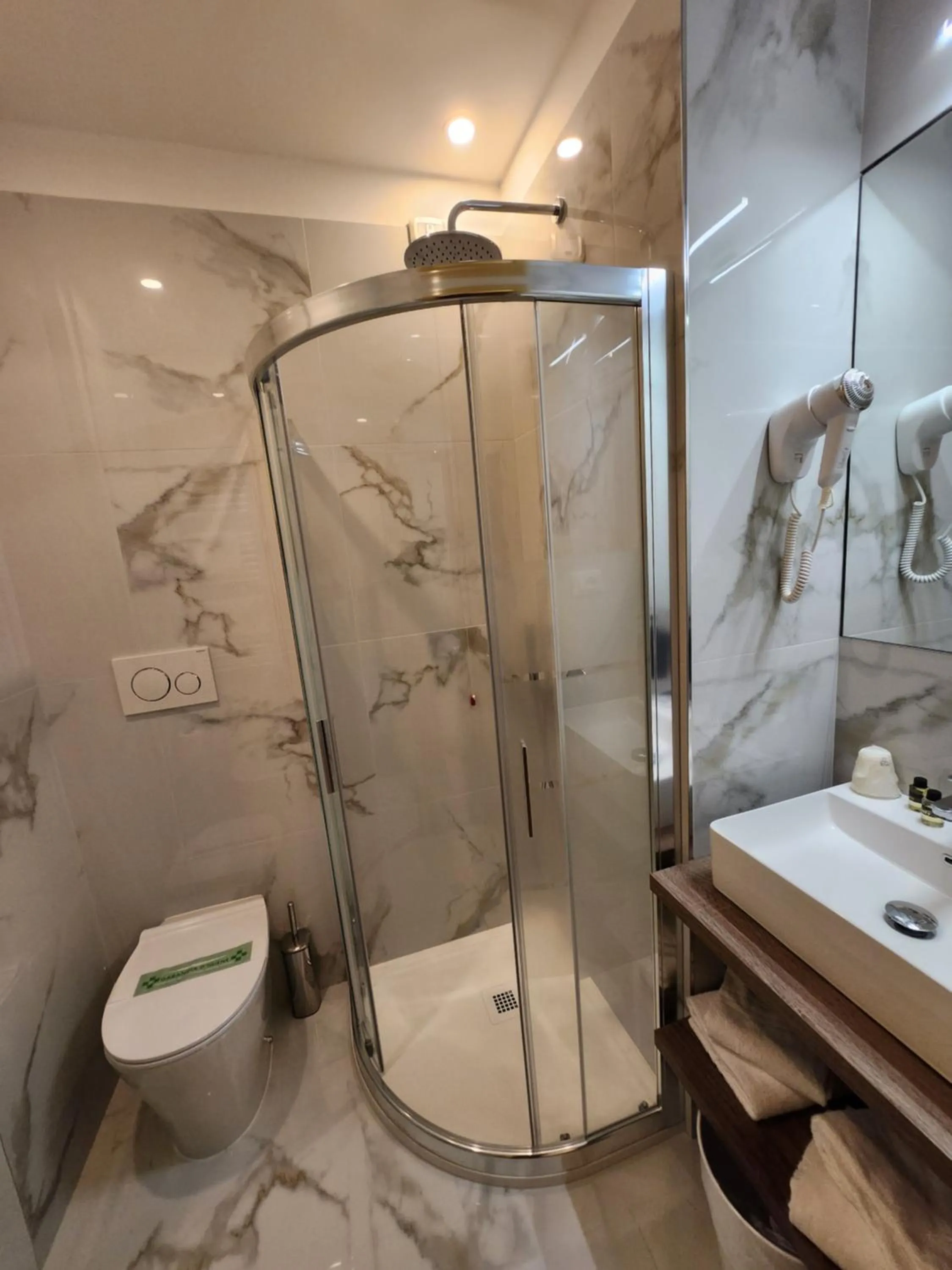 Bathroom in Hotel Villa Edera