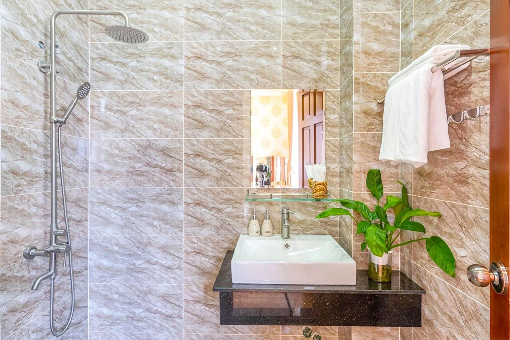 Shower in Villa Hoa Ly Đà Lạt
