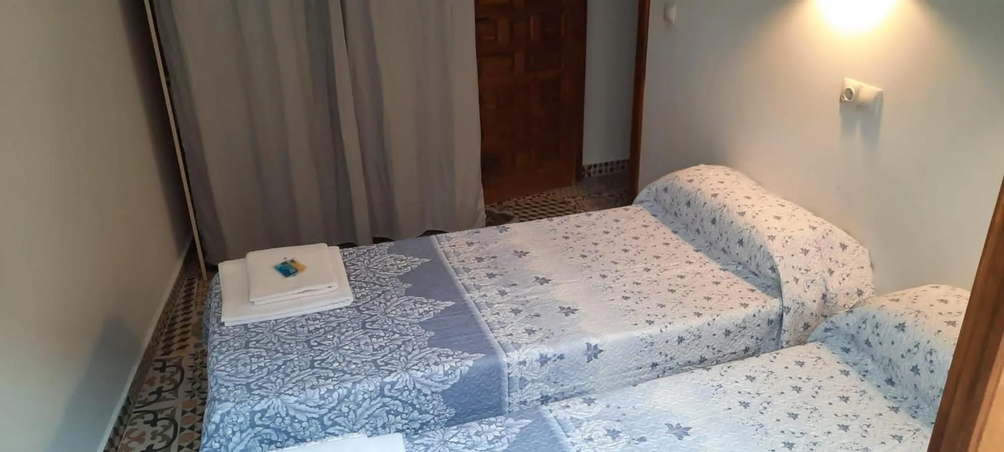 Bedroom in LA CASA MORISCA