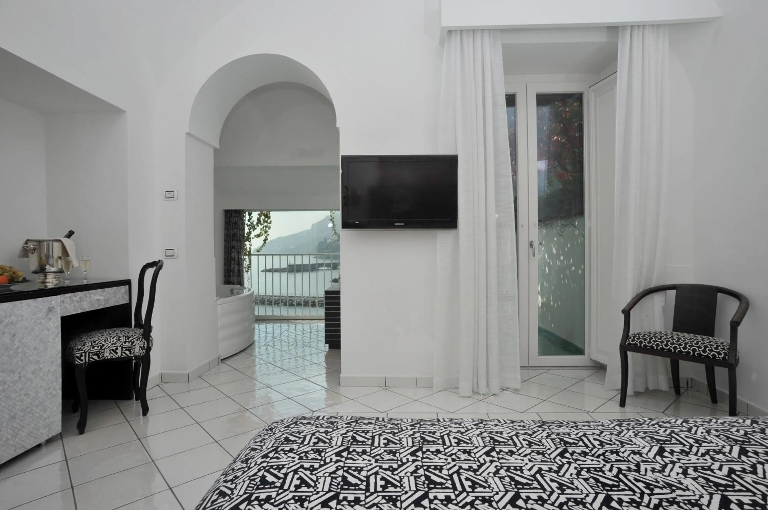 Photo of the whole room in Hotel Marina Riviera