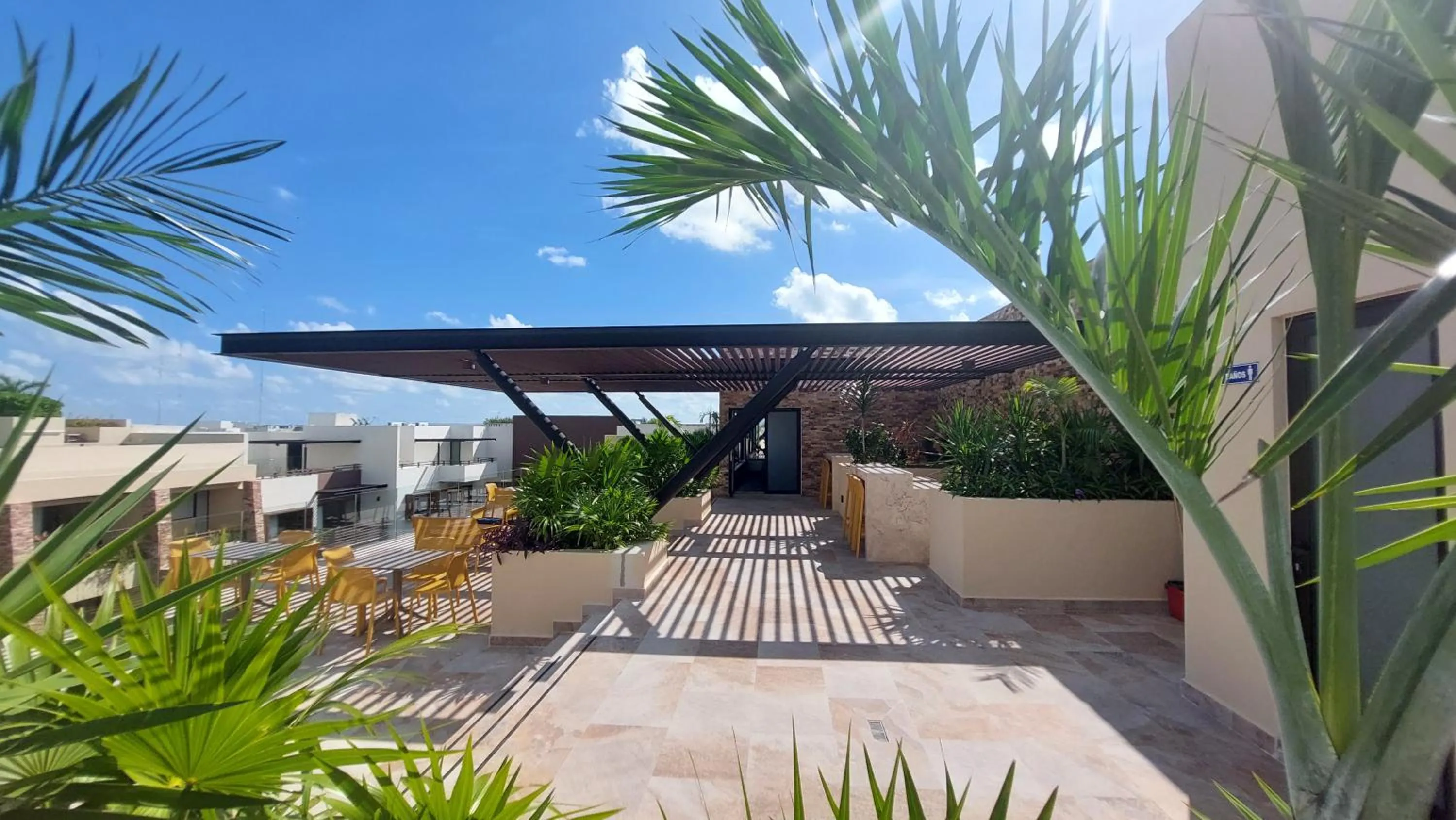 Patio in 'Syrena Luxury Caribbean' Heart of Playa del Carmen - Fast Wi-fi - Sea Views