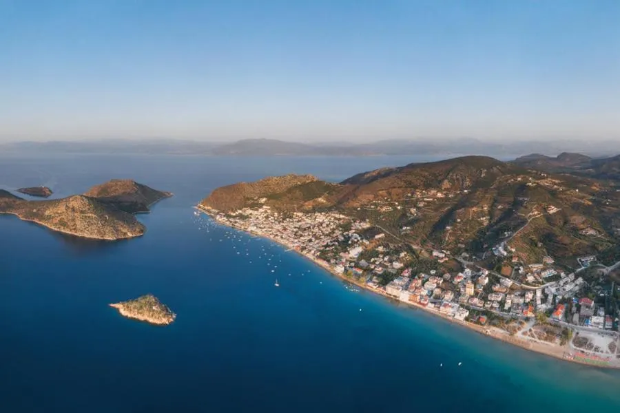 Location in Flisvos Hotel