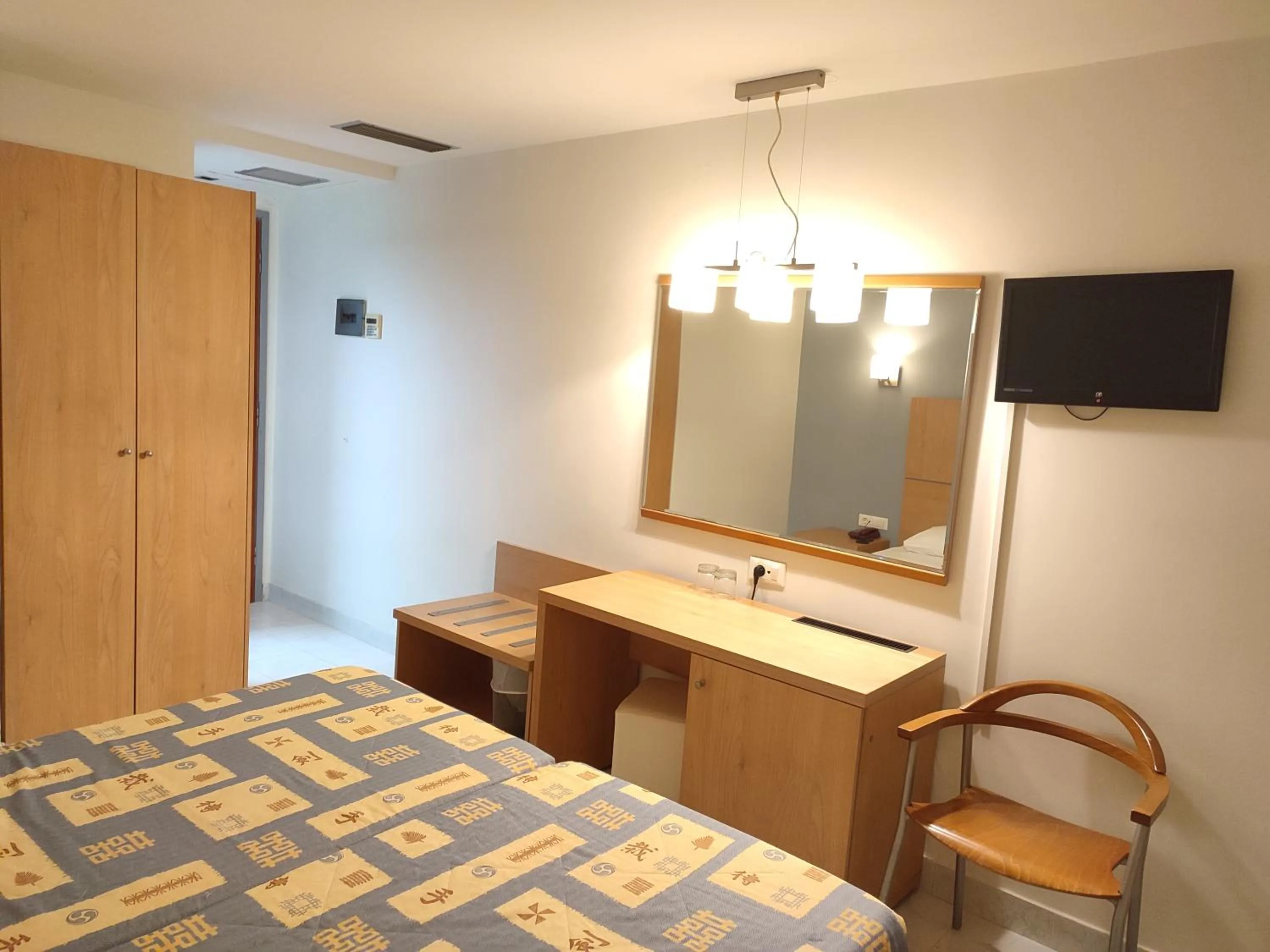 Bedroom in Flisvos Hotel