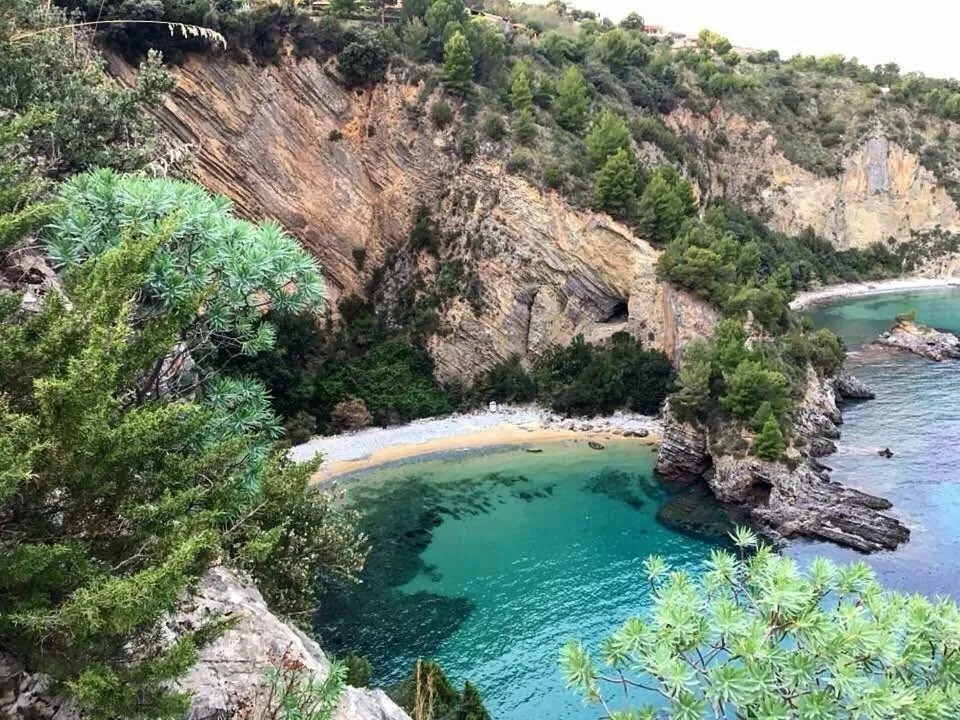 Spring in Cinquestelle Albergo del centro storico