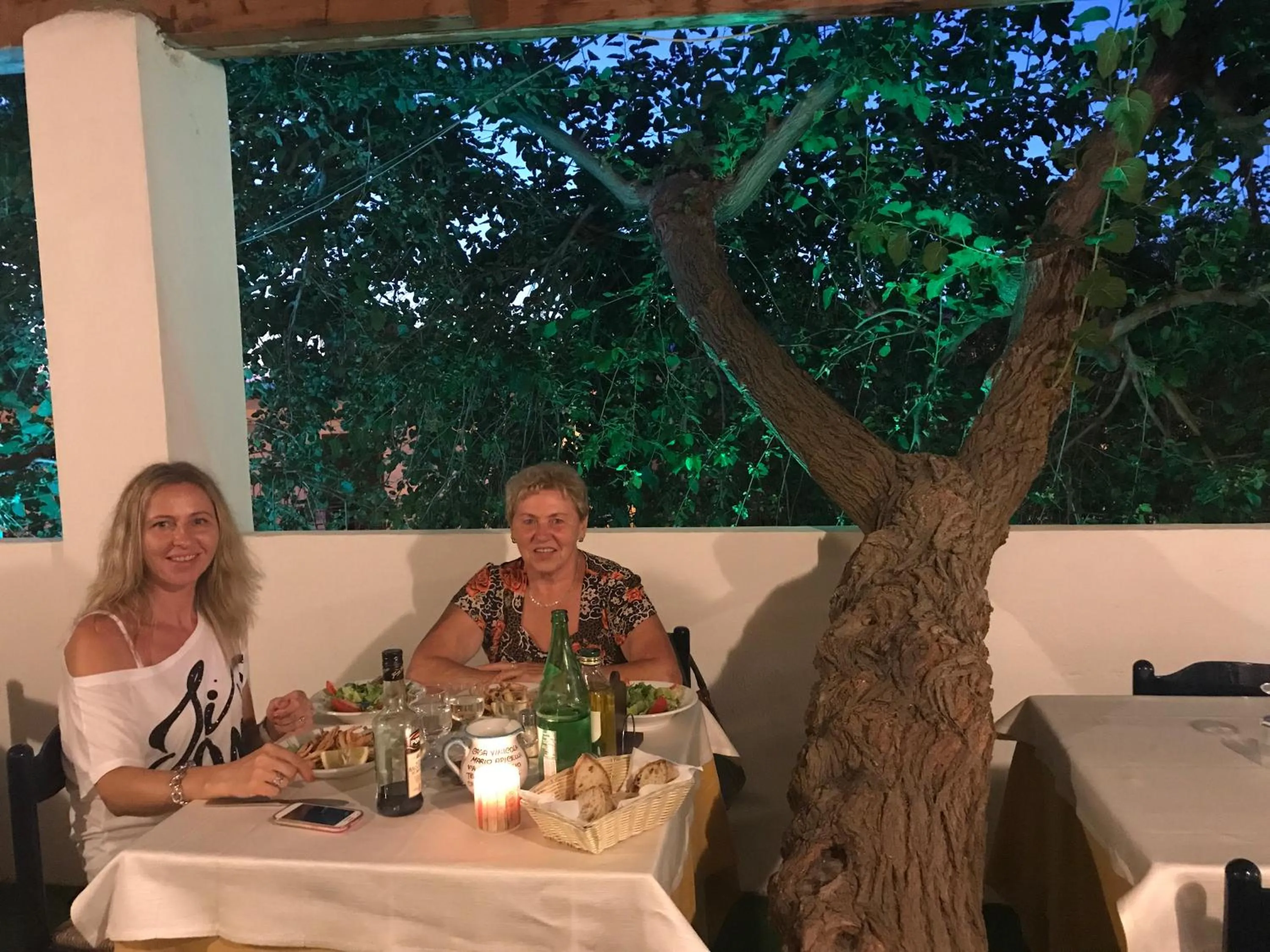 Restaurant/places to eat in Cinquestelle Albergo del centro storico