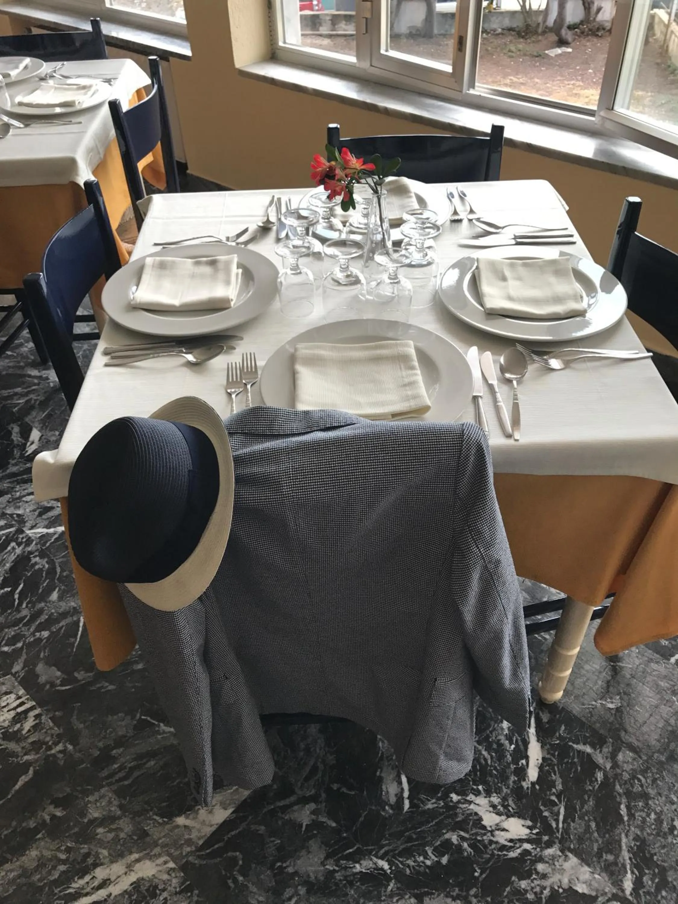 Restaurant/places to eat in Cinquestelle Albergo del centro storico