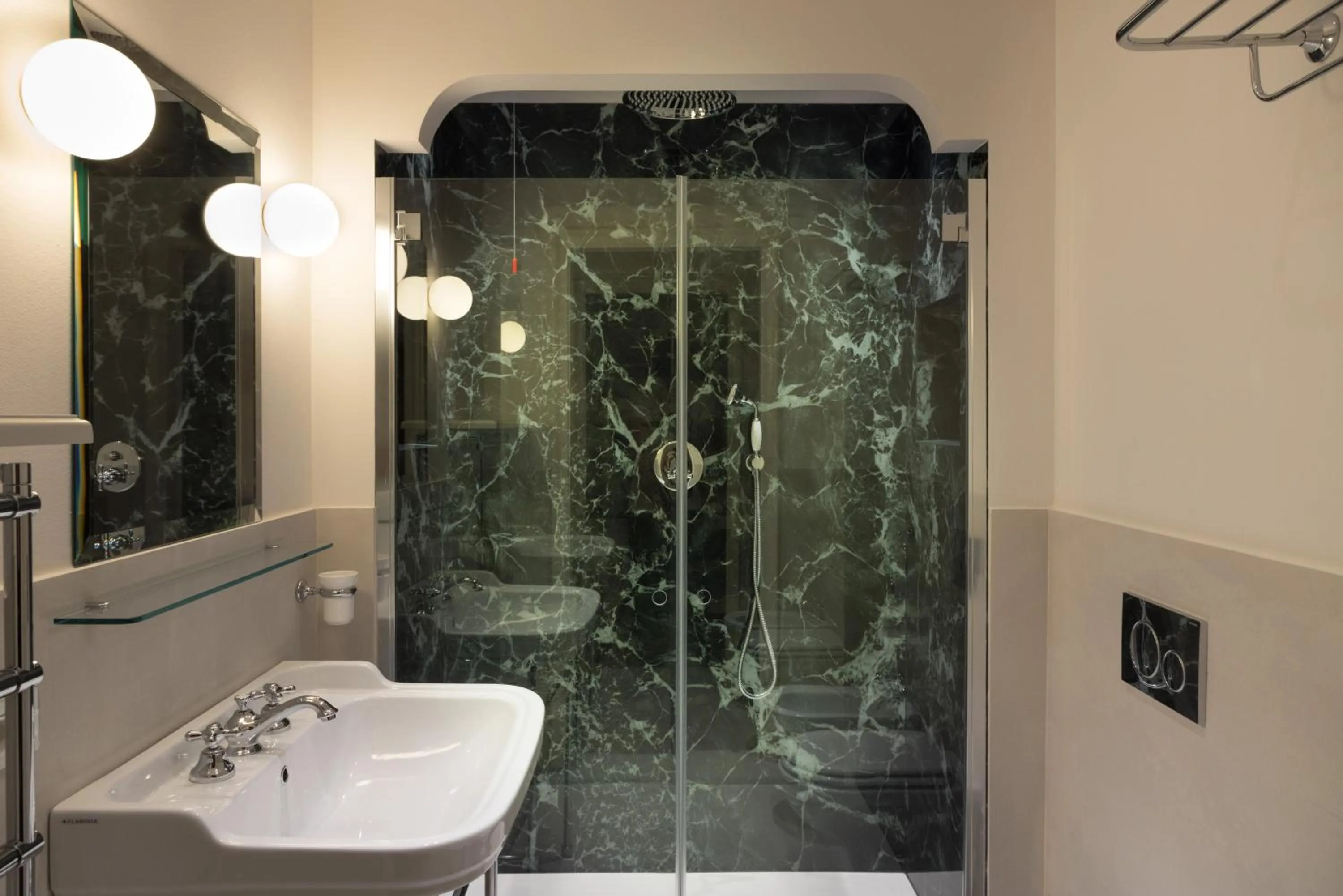 Bathroom in Casa G. Firenze