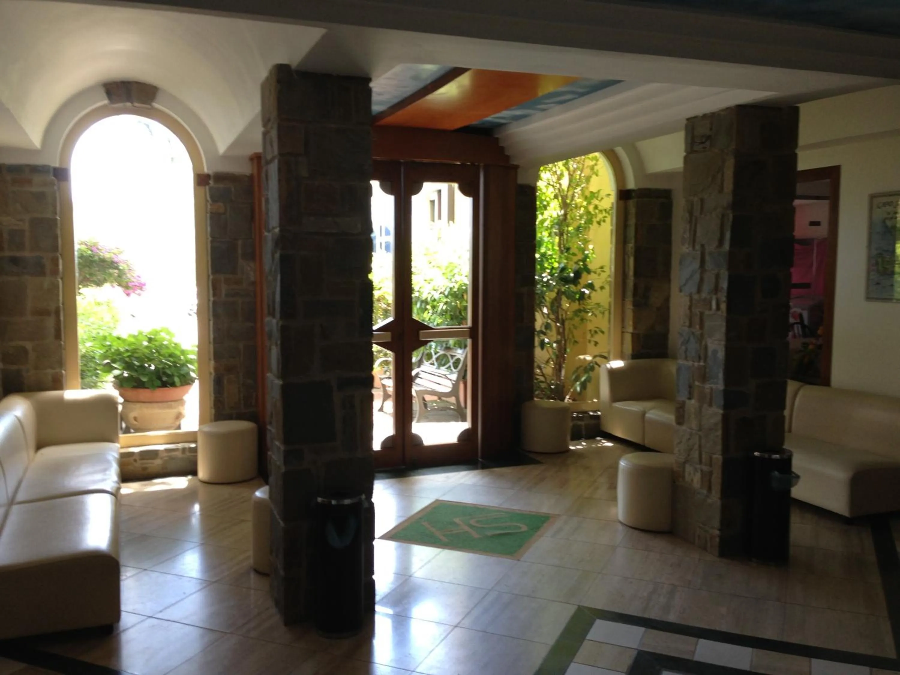 Lobby or reception in Hotel Seven Residence