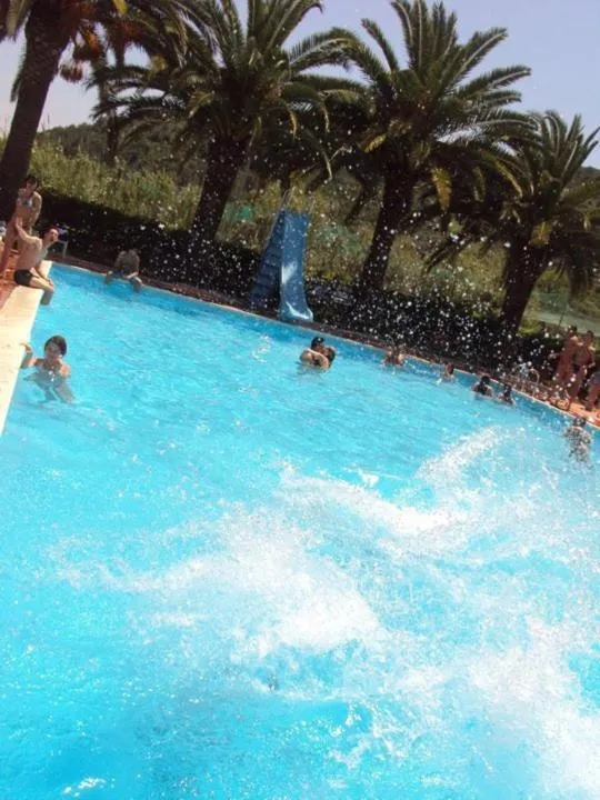 Swimming pool in Hotel Seven Residence