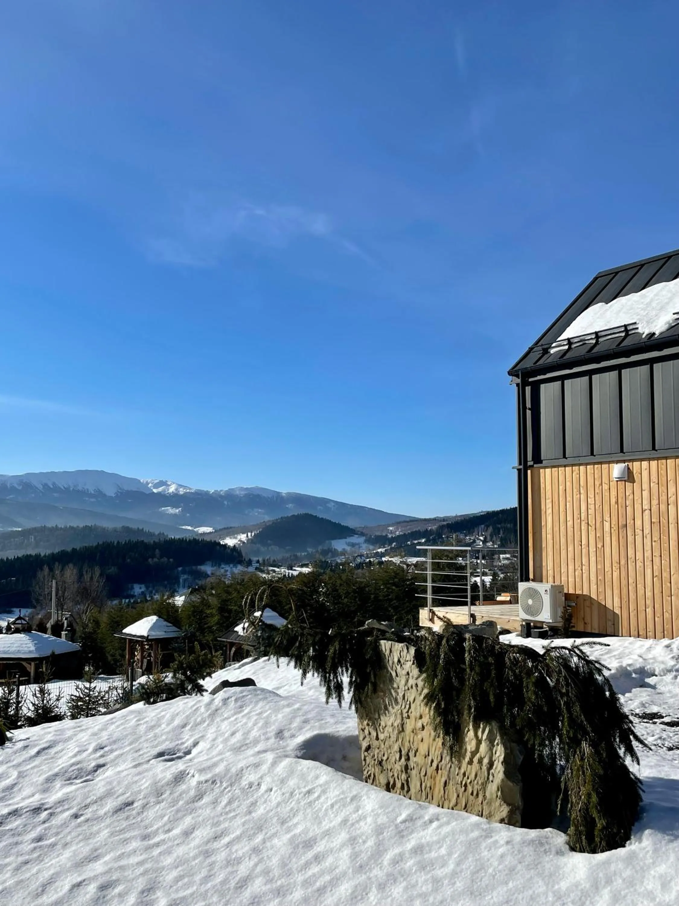 Winter in Cuda Natury - Niebo, Wiatr, Ziemia