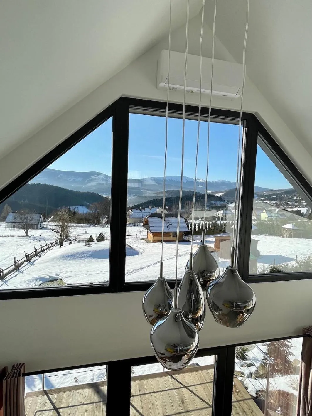 Mountain view in Cuda Natury - Niebo, Wiatr, Ziemia
