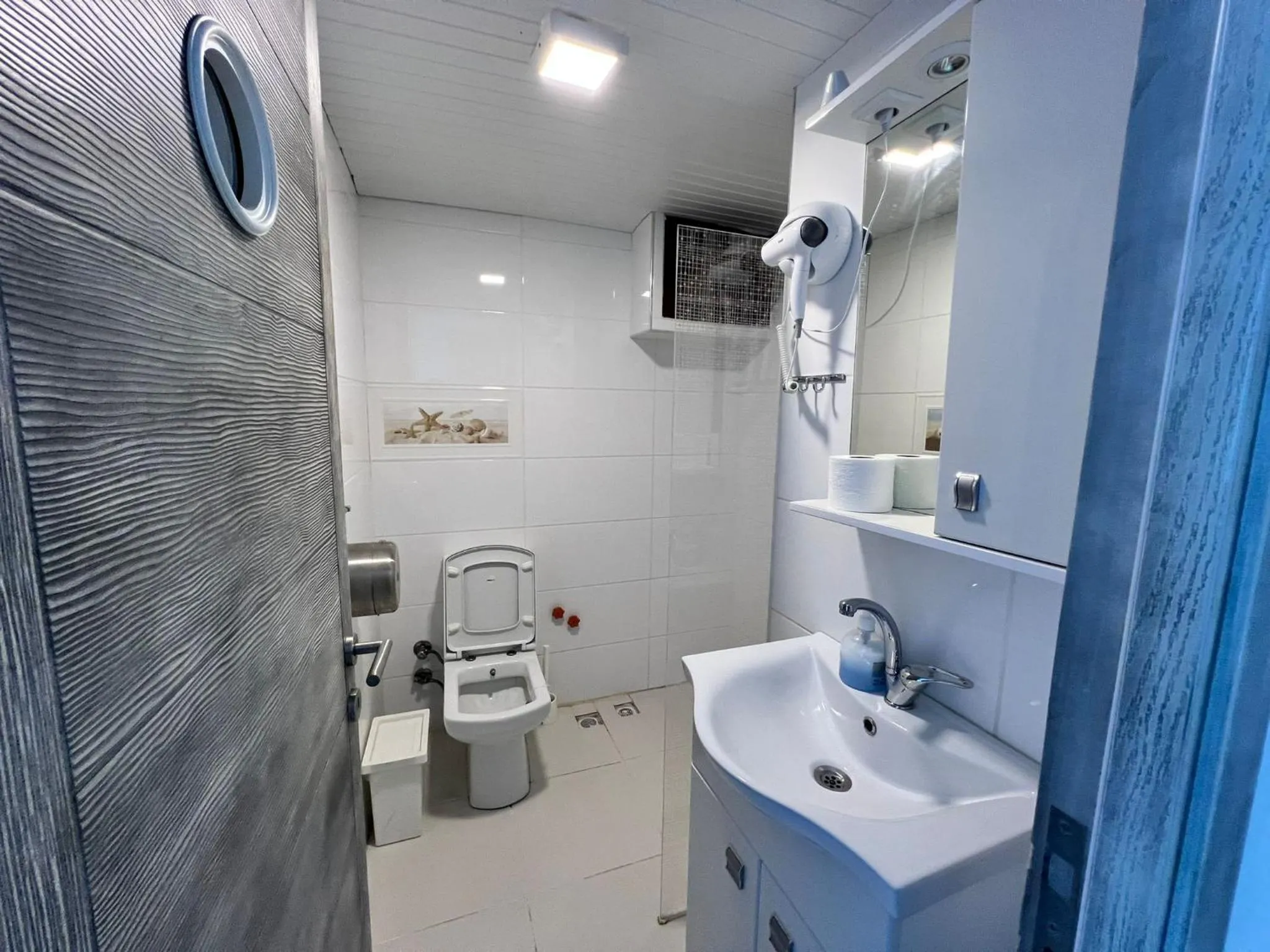 Bathroom in Giritli Rum Meyhanesi & Butik Otel