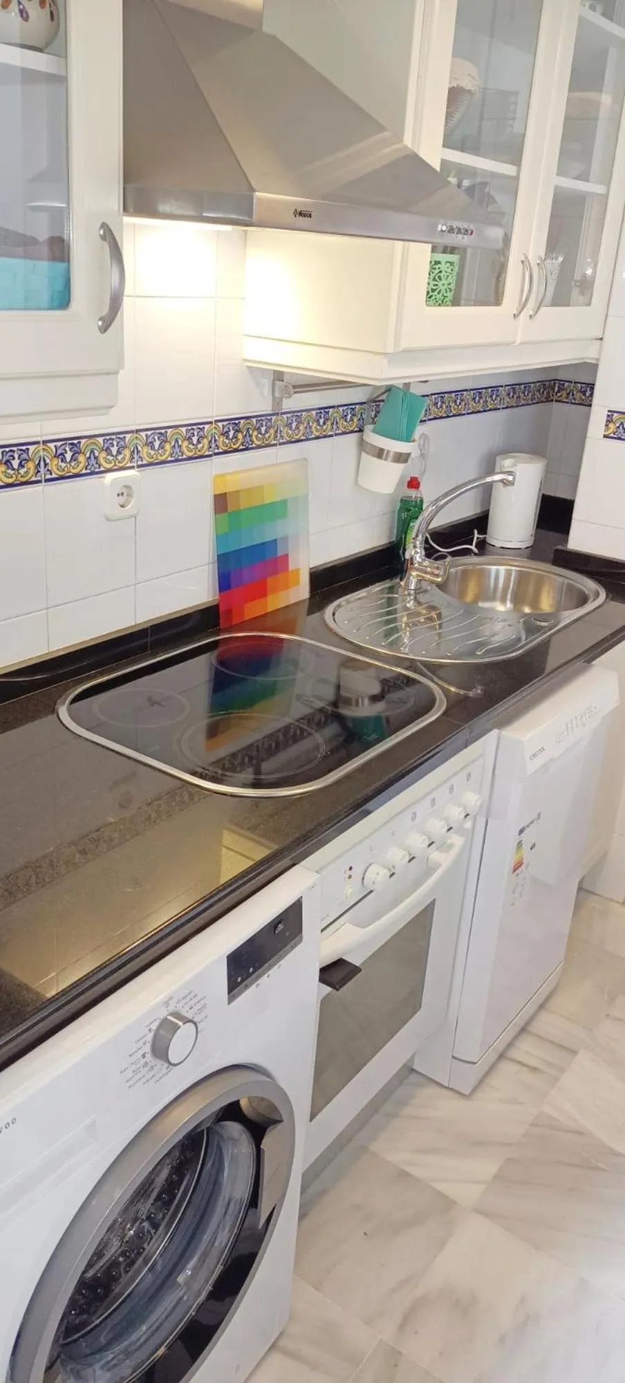 Kitchen or kitchenette in Palacio de Dueñas Private Terrace