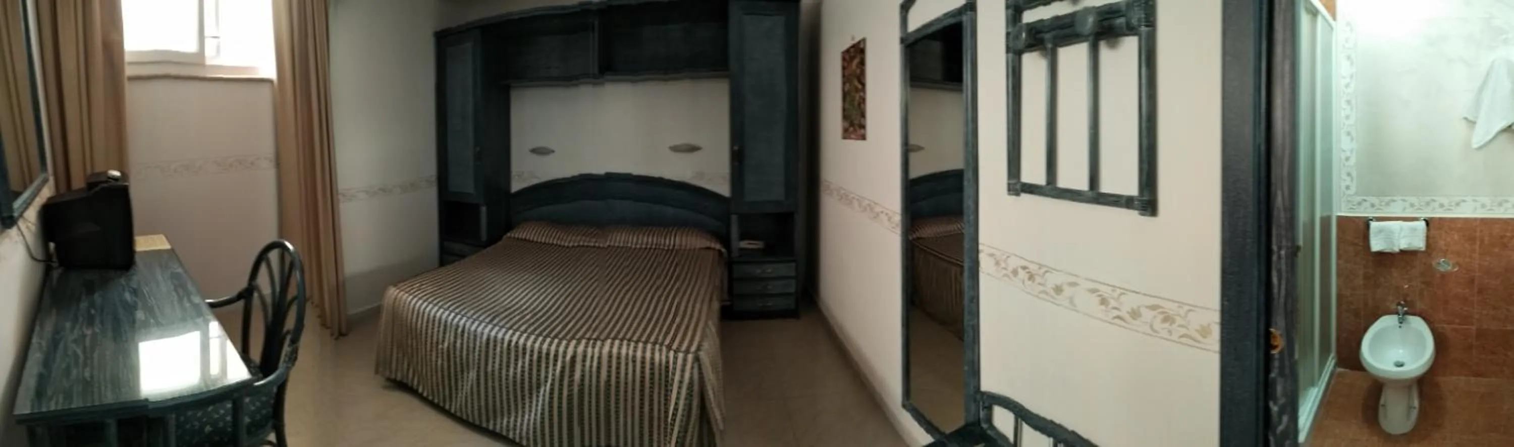 Photo of the whole room, Bed in Casthotels Tramonto d'oro Terme