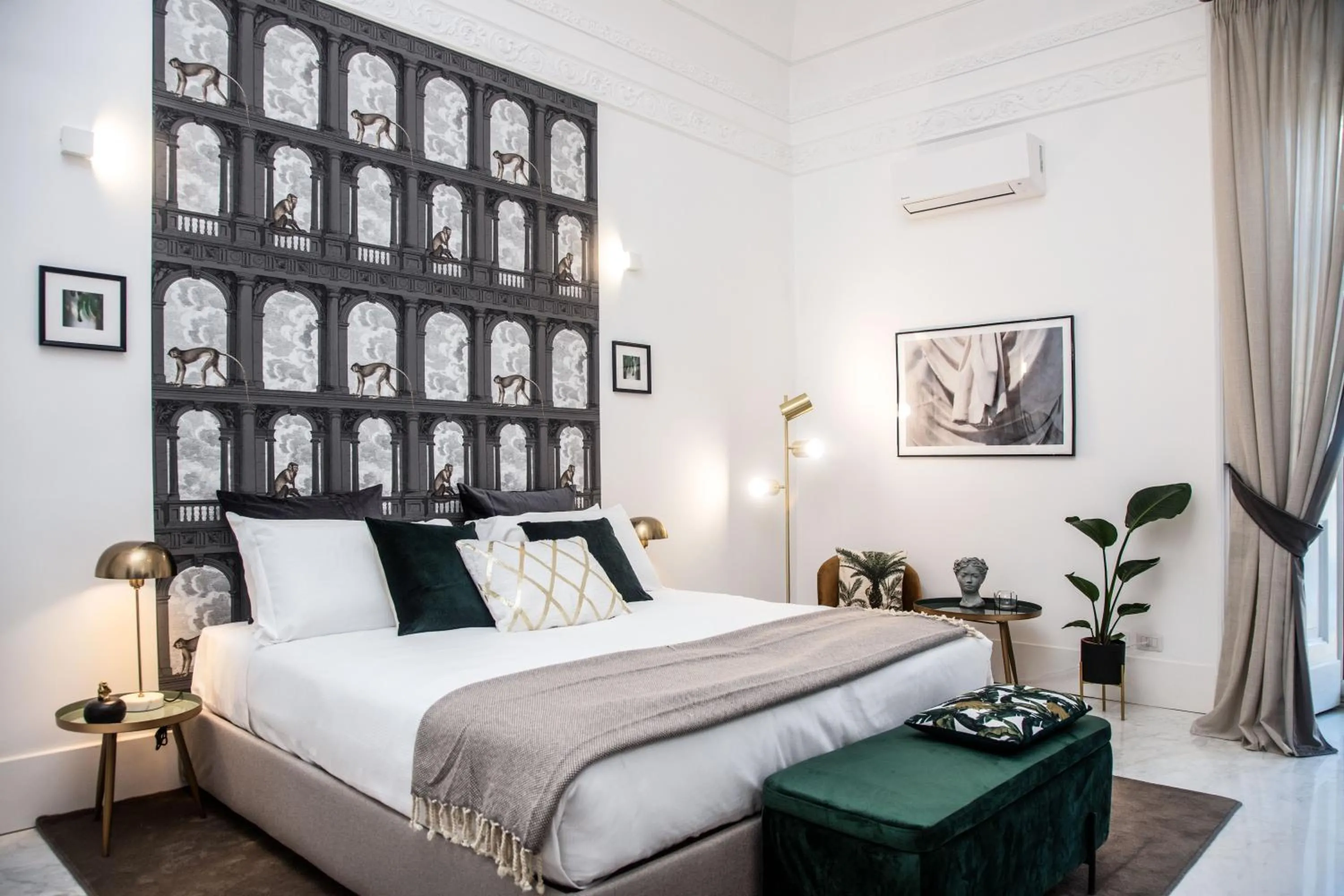 The Marble House - Family and Friends Luxury Apartment in Naples
