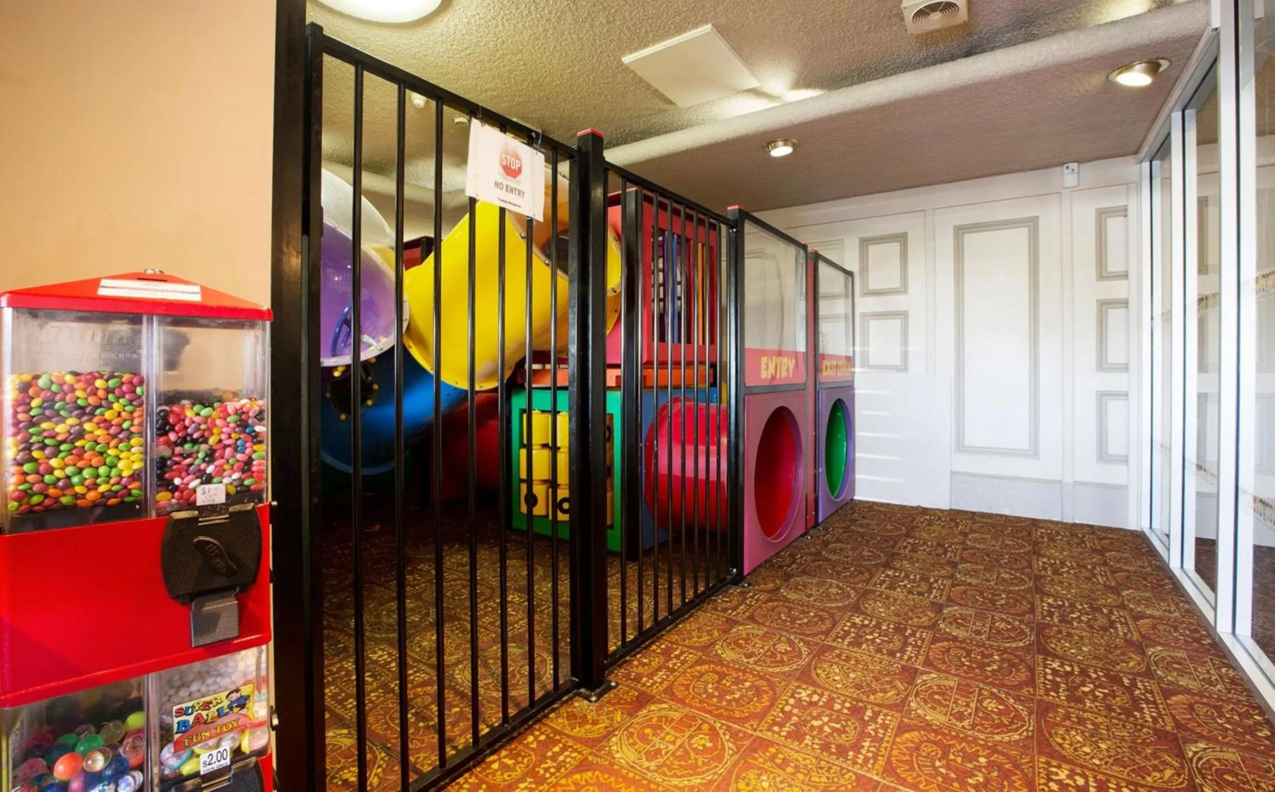 Children play ground in Enfield Hotel