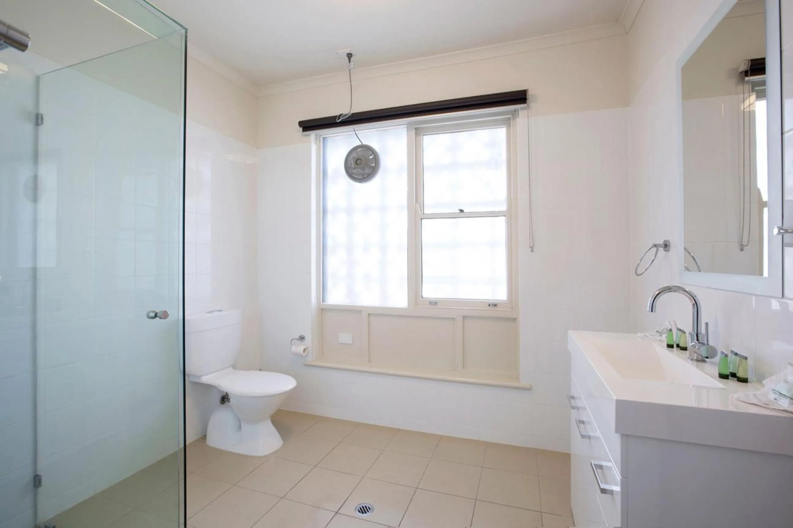 Bathroom in Enfield Hotel