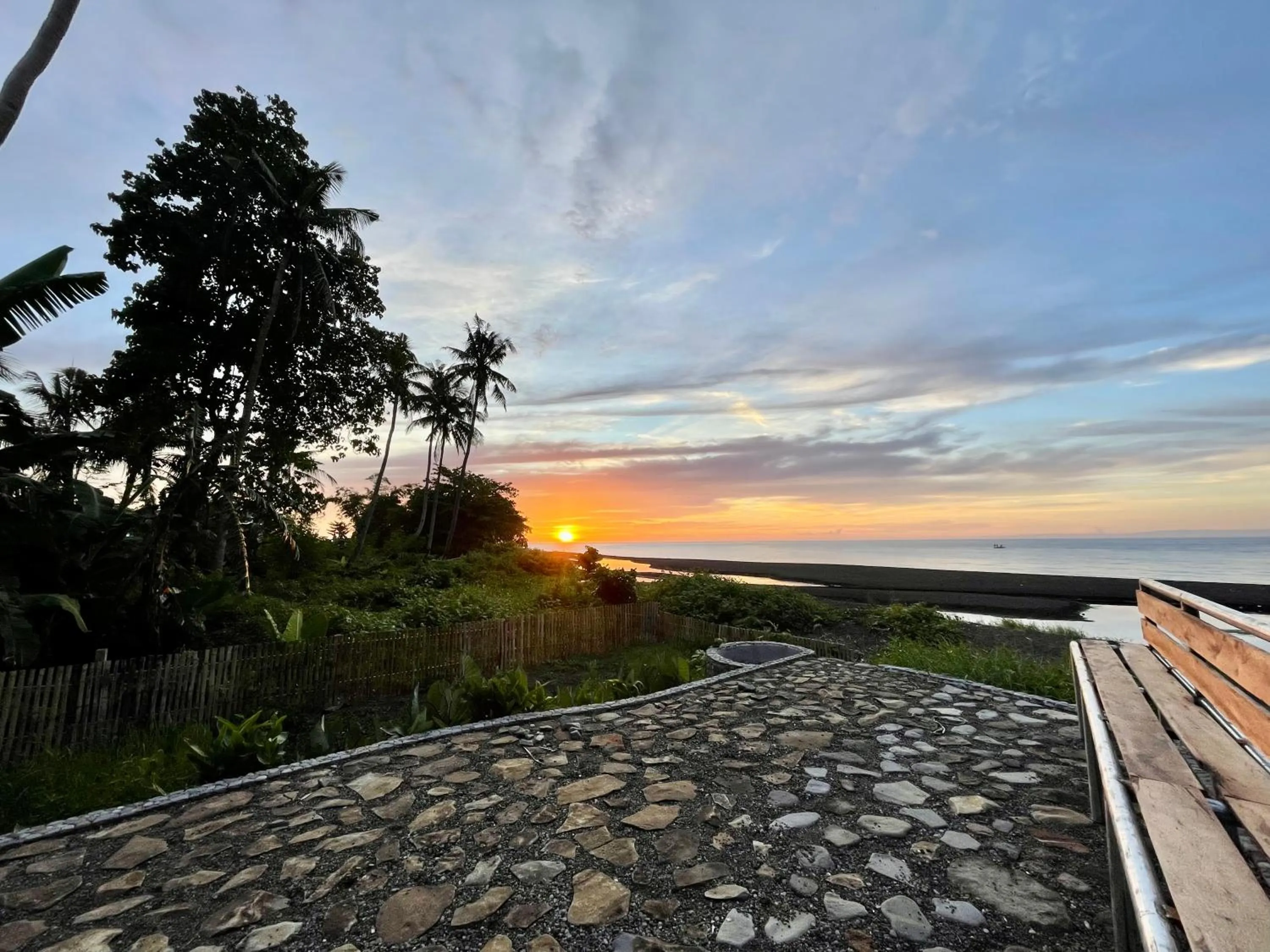 Sunset in Agoho Resort -Boutique Hotel-