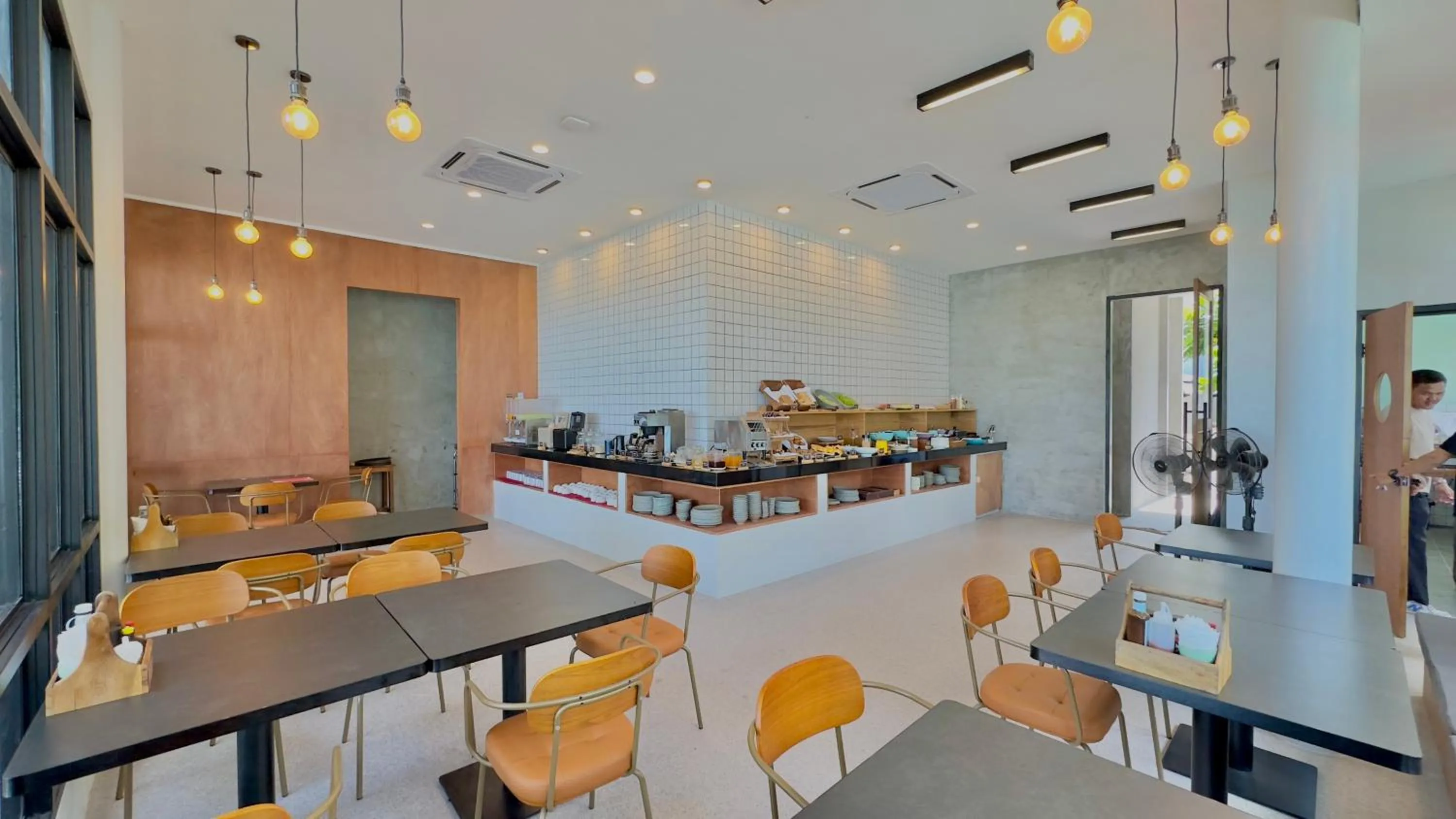 Restaurant/places to eat in Escape Beach Resort - New Look & Improved