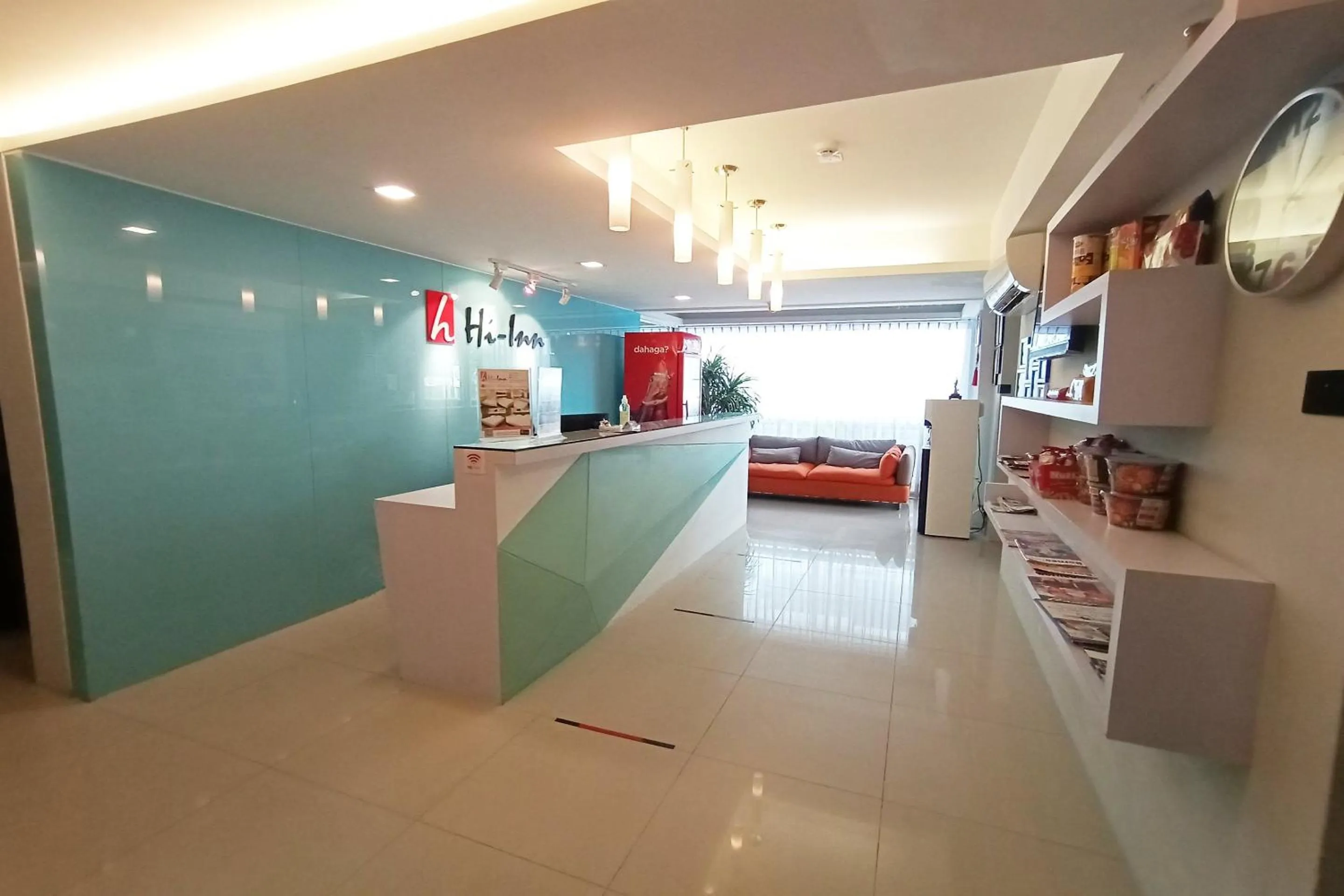 Lobby or reception in Hotel O Hi Inn