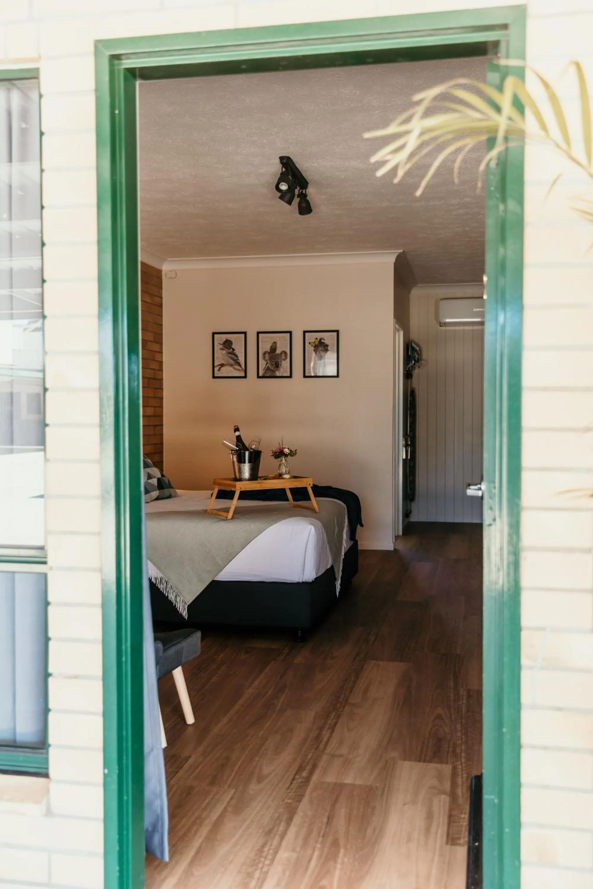 Bed in Oasis Motor Inn Blackall