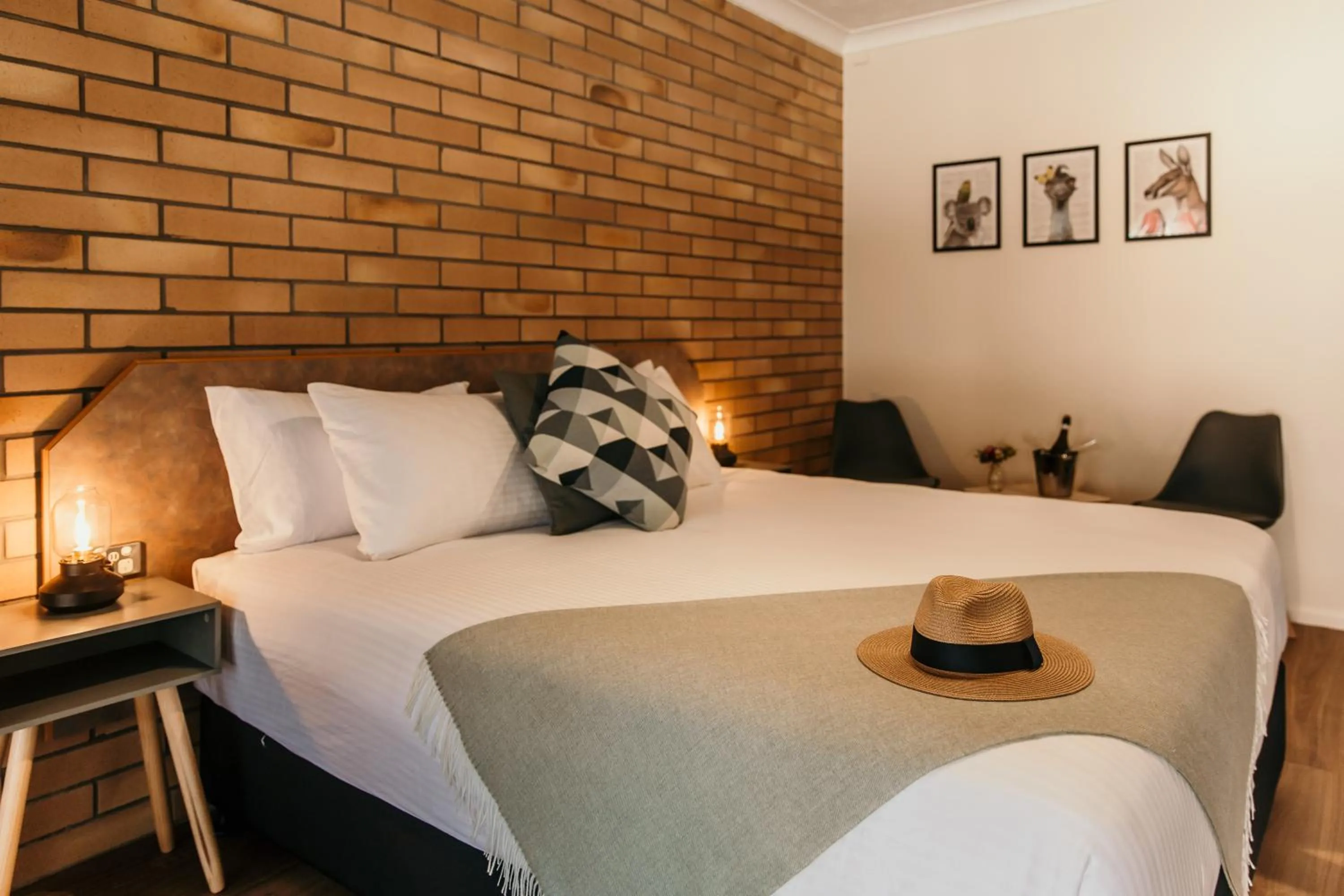 Bed in Oasis Motor Inn Blackall